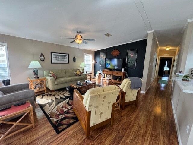 6927 SE Delegate Street, Hobe Sound, FL 33455 8