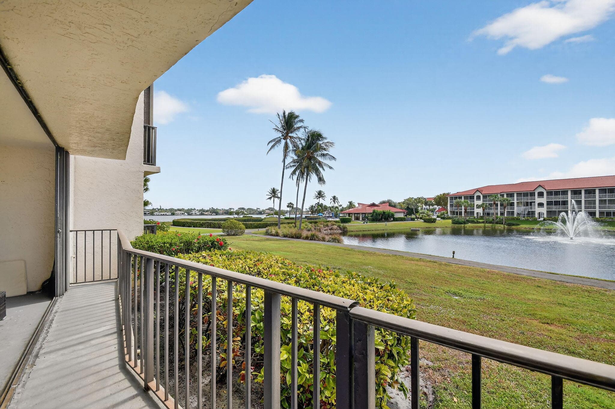 7030 Half Moon Circle 117, Hypoluxo, FL 33462 30