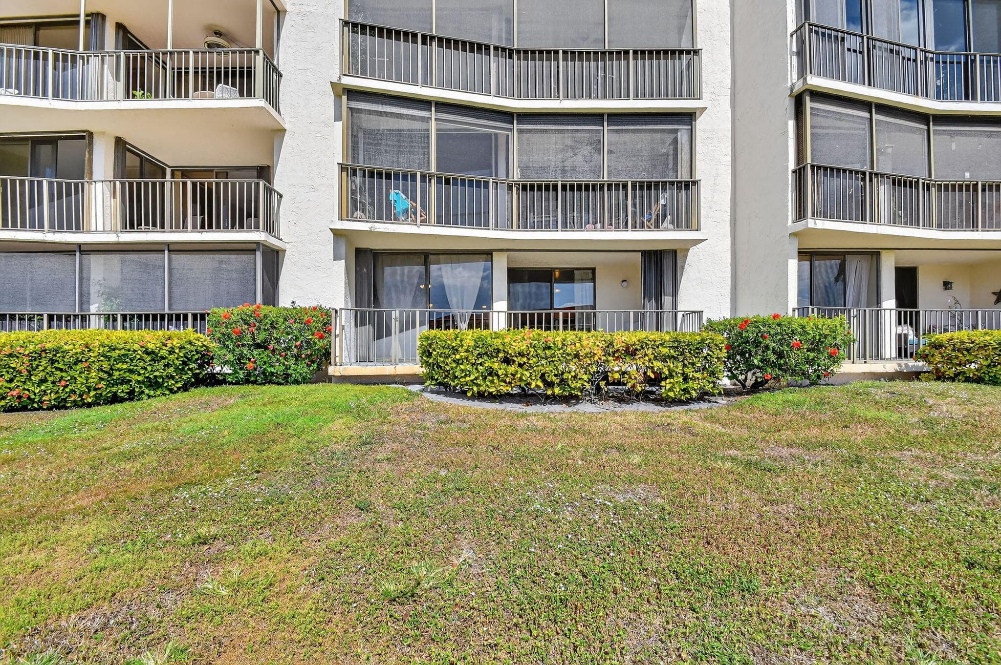 7030 Half Moon Circle 117, Hypoluxo, FL 33462 34