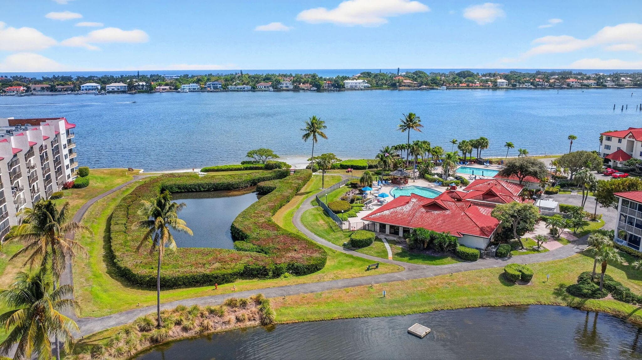 7030 Half Moon Circle 117, Hypoluxo, FL 33462 47