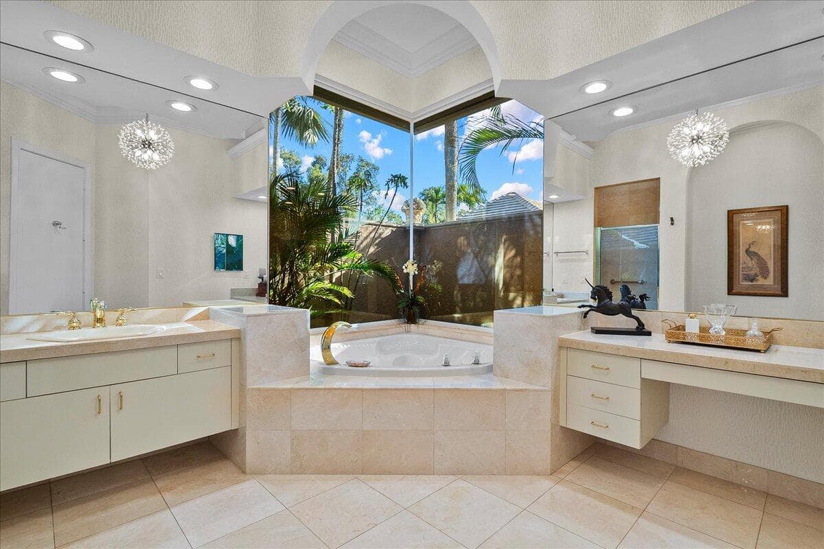 1338 Breakers West Boulevard, West Palm Beach, FL 33411 23