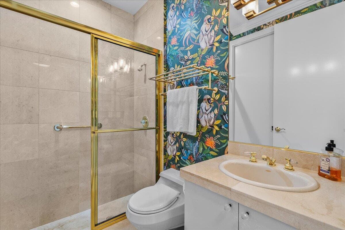 1338 Breakers West Boulevard, West Palm Beach, FL 33411 33
