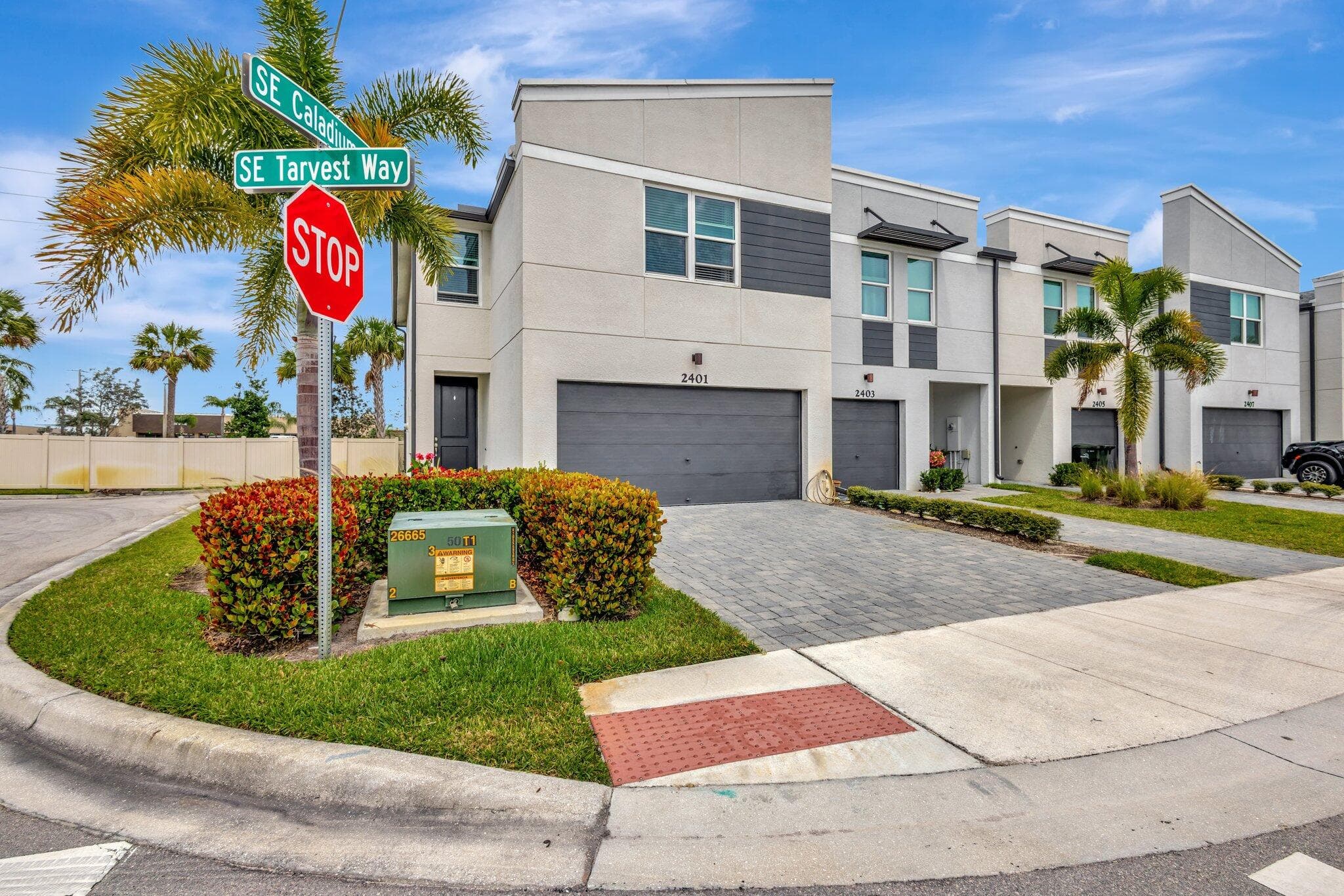 2401 SE Tarvest Way, Stuart, FL 34997 3