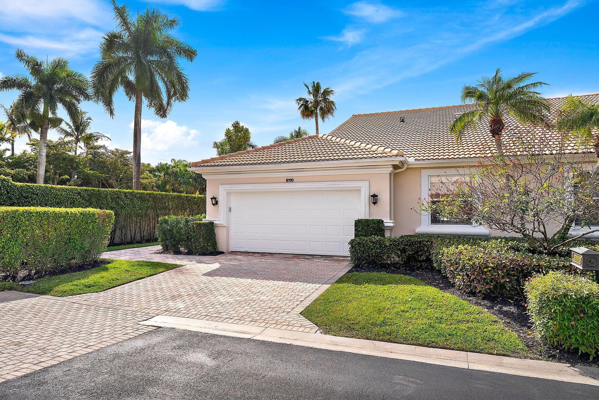 8110 Sandpiper Way, West Palm Beach, FL 33412 2
