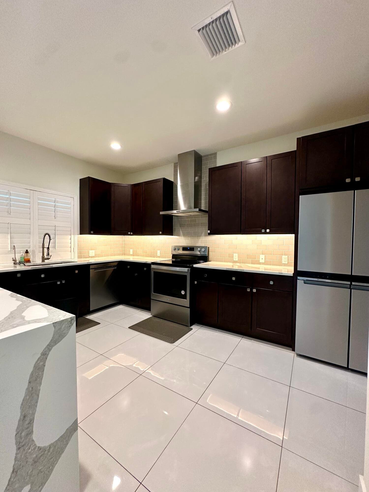 1159 SW Edinburgh Drive, Port St. Lucie, FL 34953 2