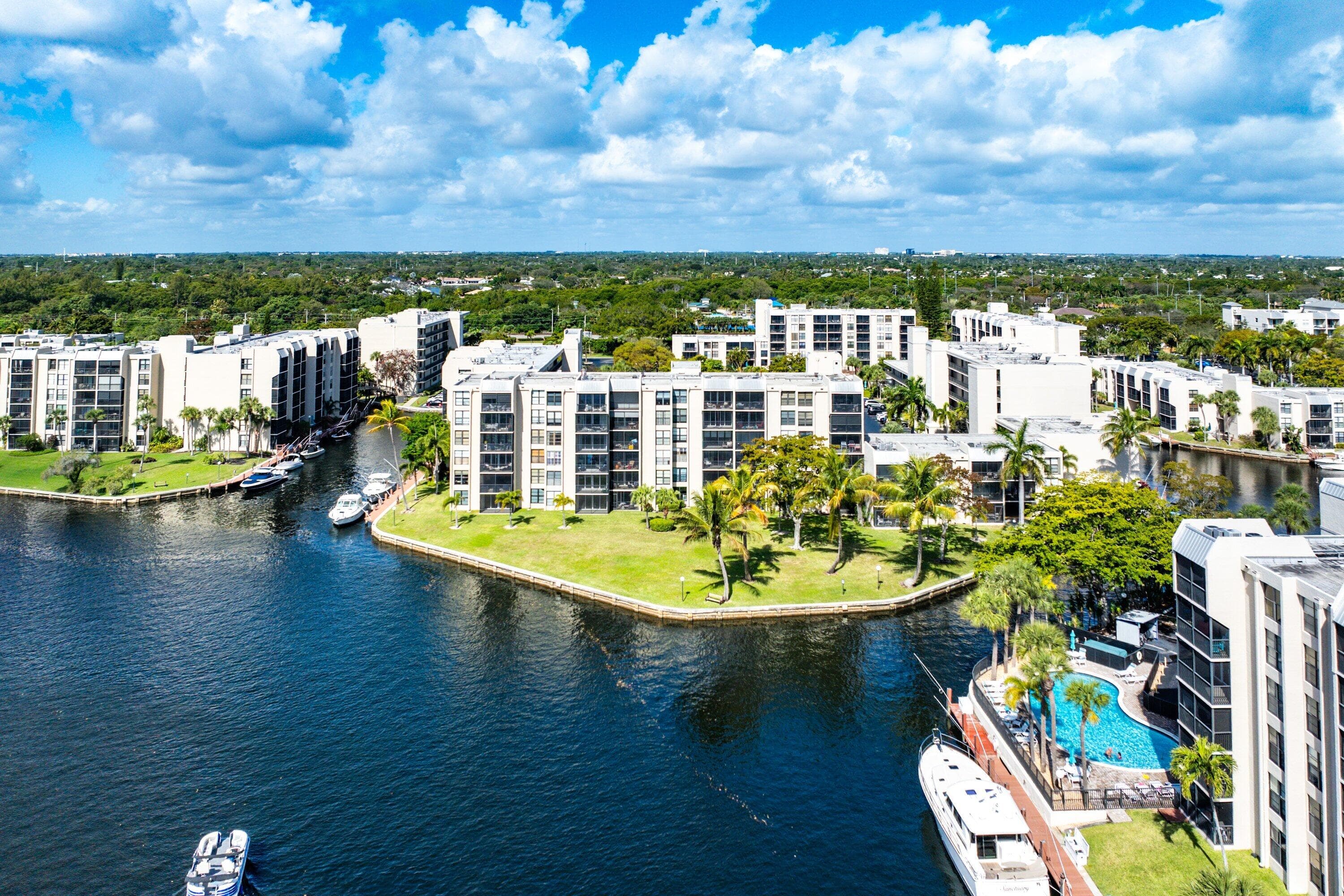 7 Royal Palm Way 507, Boca Raton, FL 33432 44