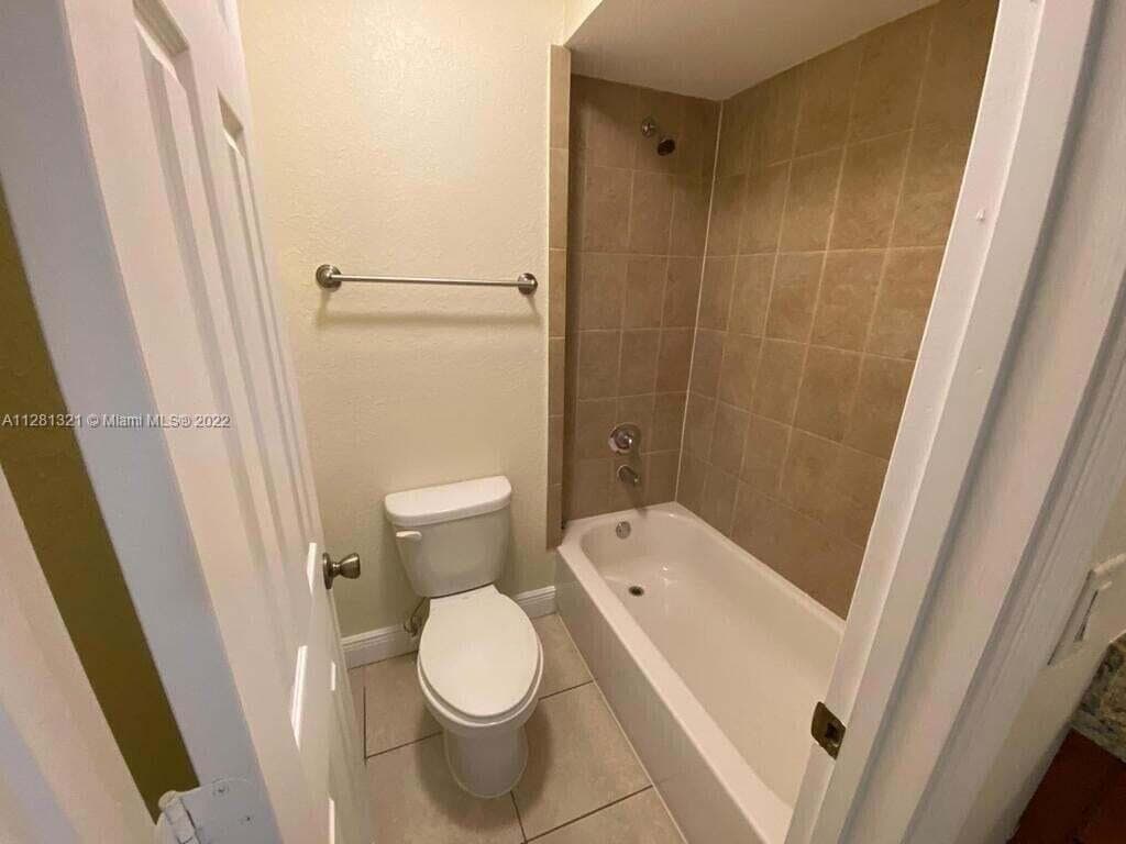 2800 Georgia Avenue, West Palm Beach, FL 33405 9