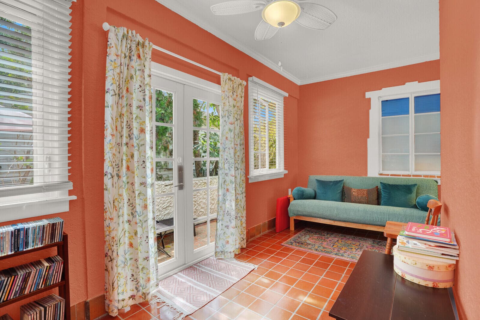 417 N 12th Avenue N, Lake Worth, FL 33460 25