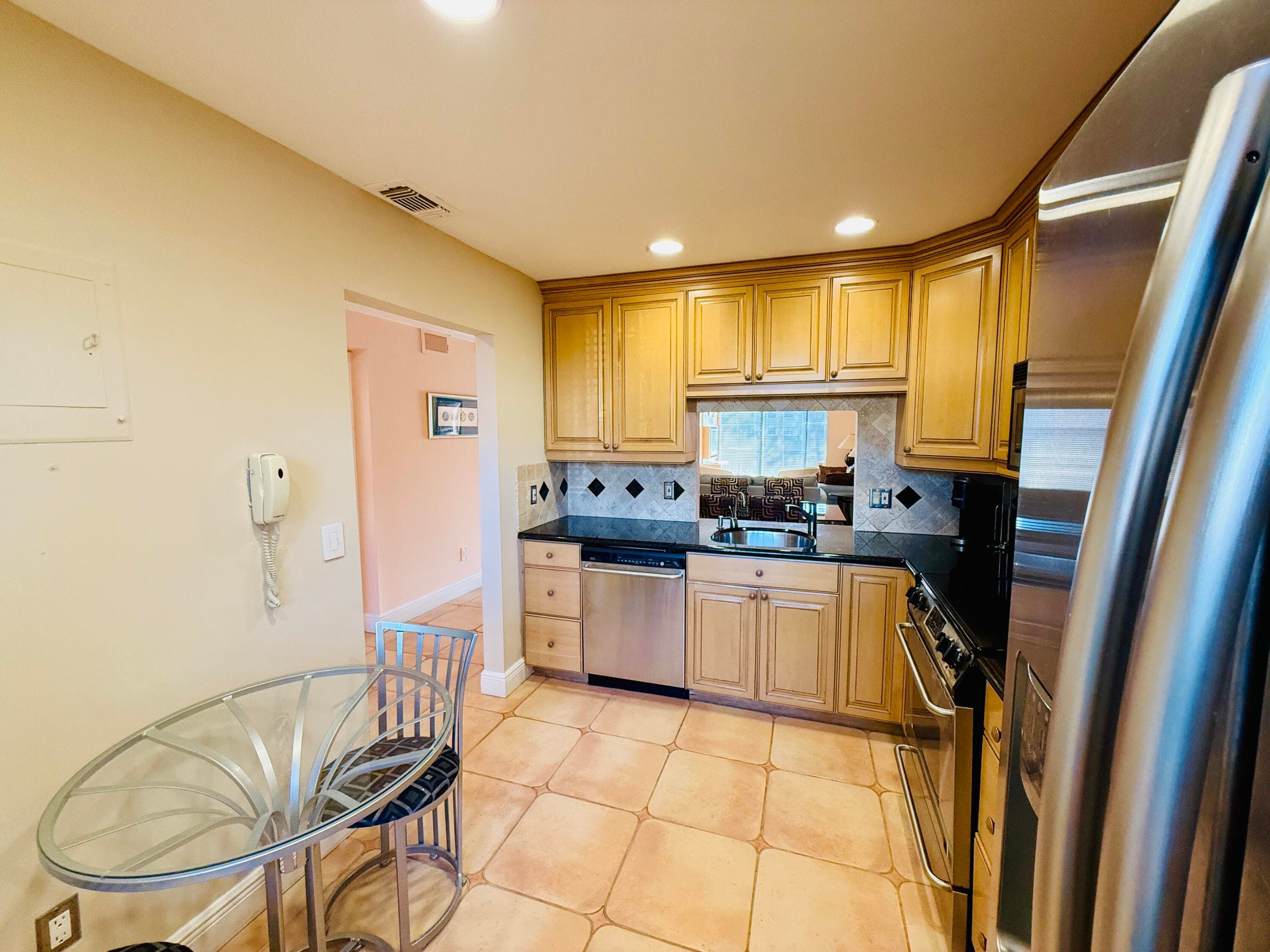 9261 Vista Del Lago E, Boca Raton, FL 33428 9