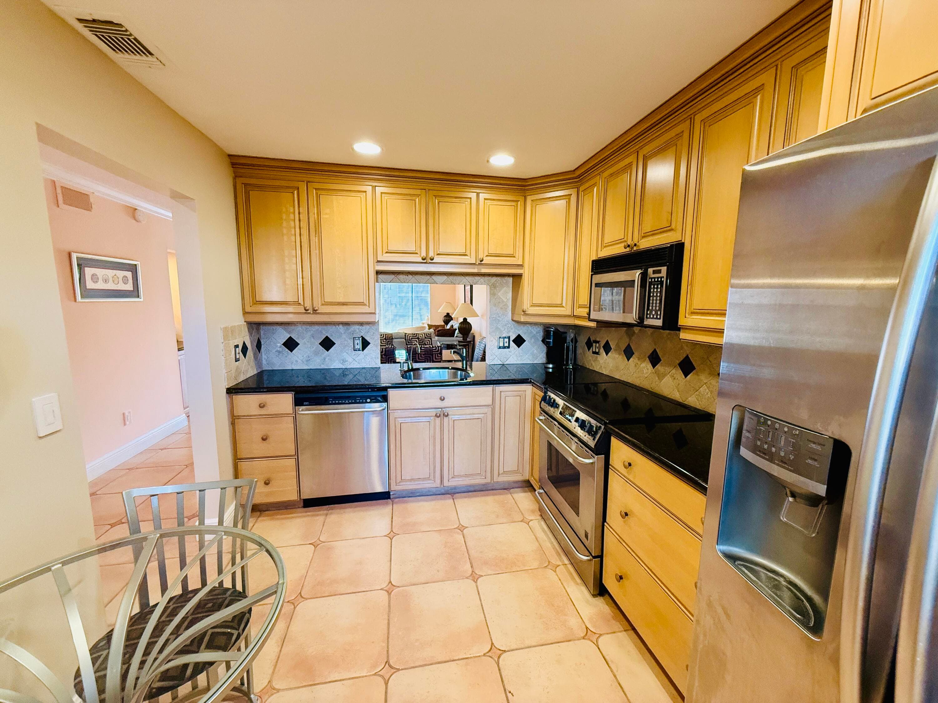 9261 Vista Del Lago E, Boca Raton, FL 33428 10