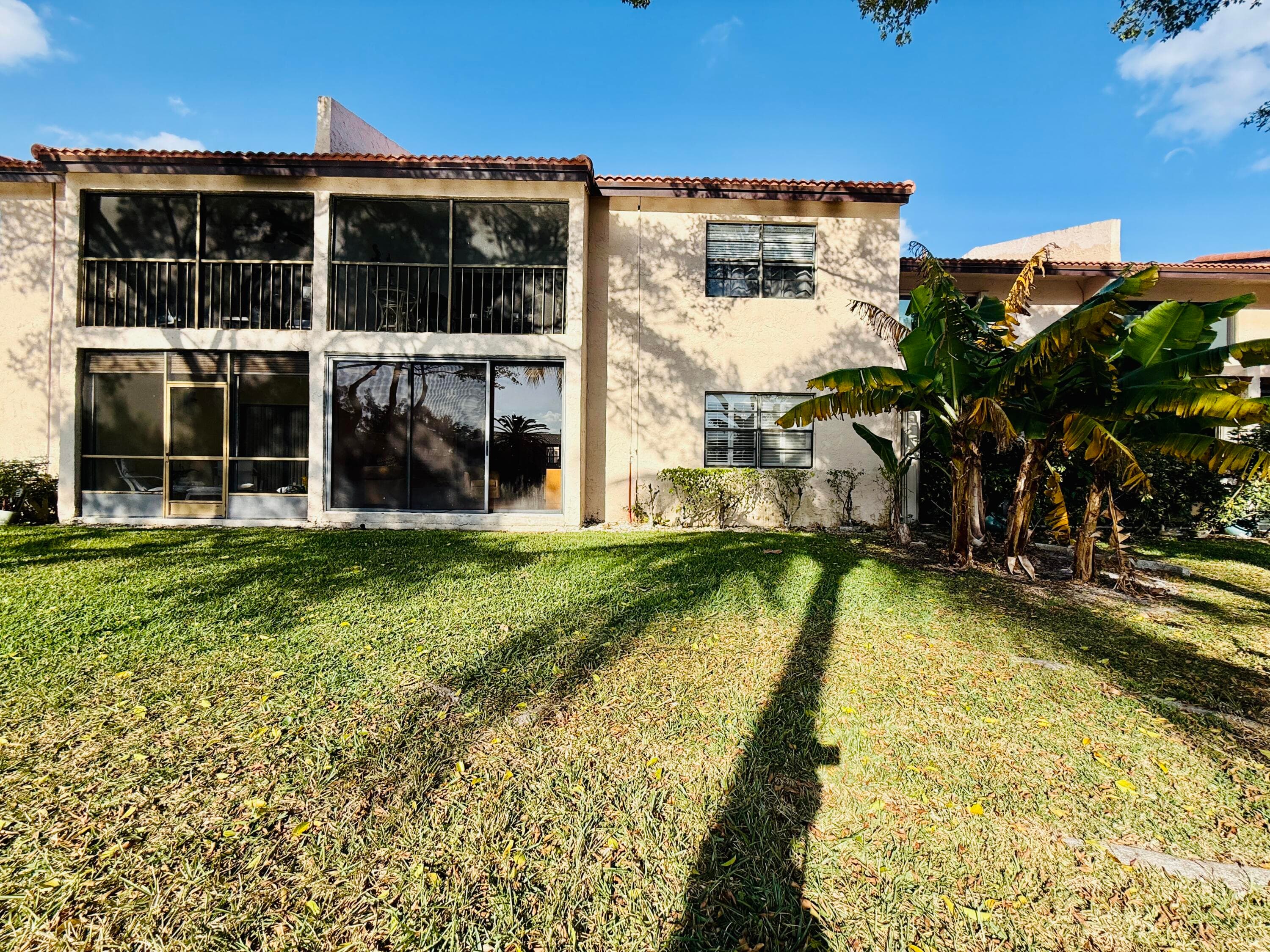 9261 Vista Del Lago E, Boca Raton, FL 33428 46