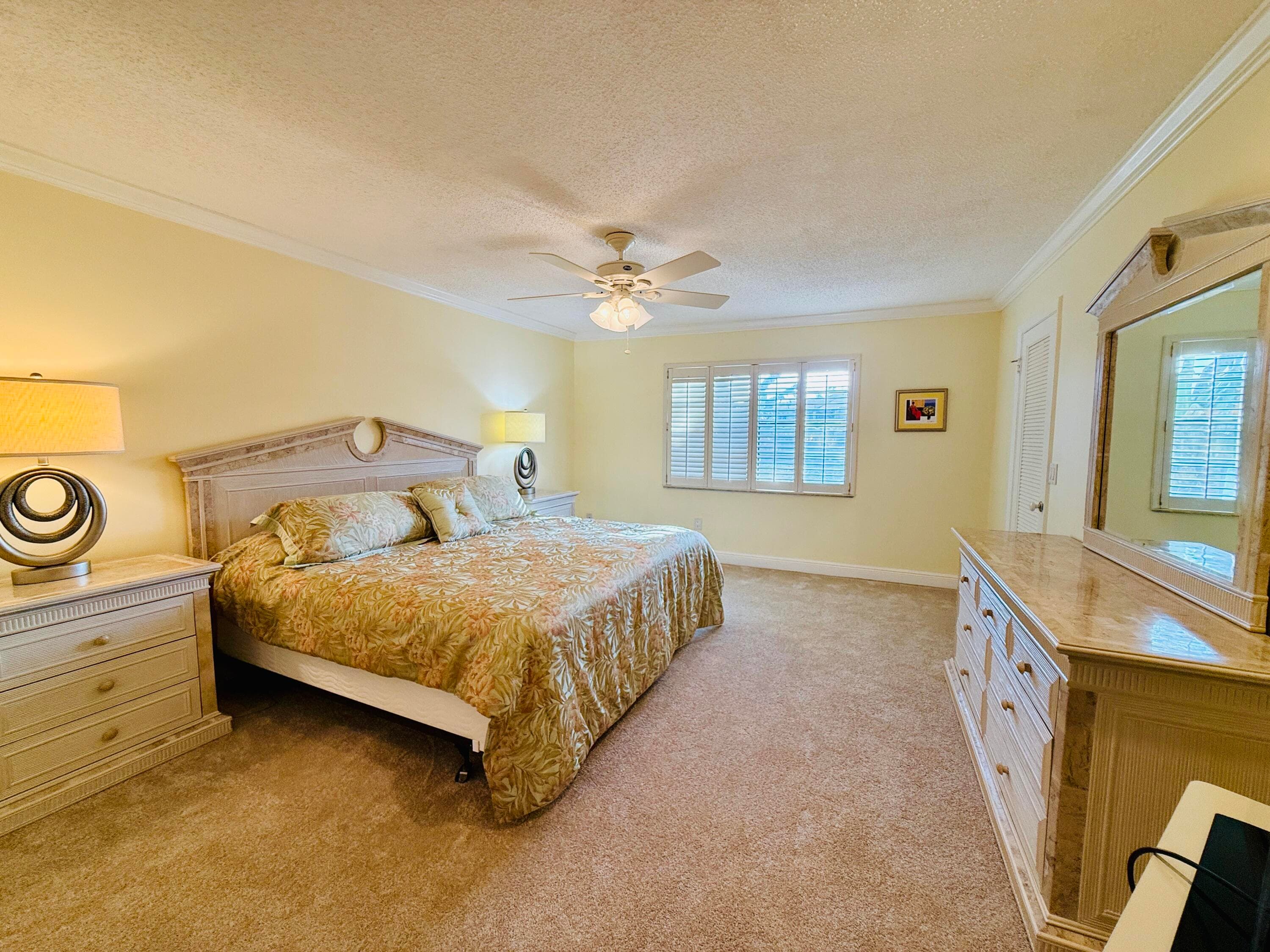 9261 Vista Del Lago E, Boca Raton, FL 33428 38