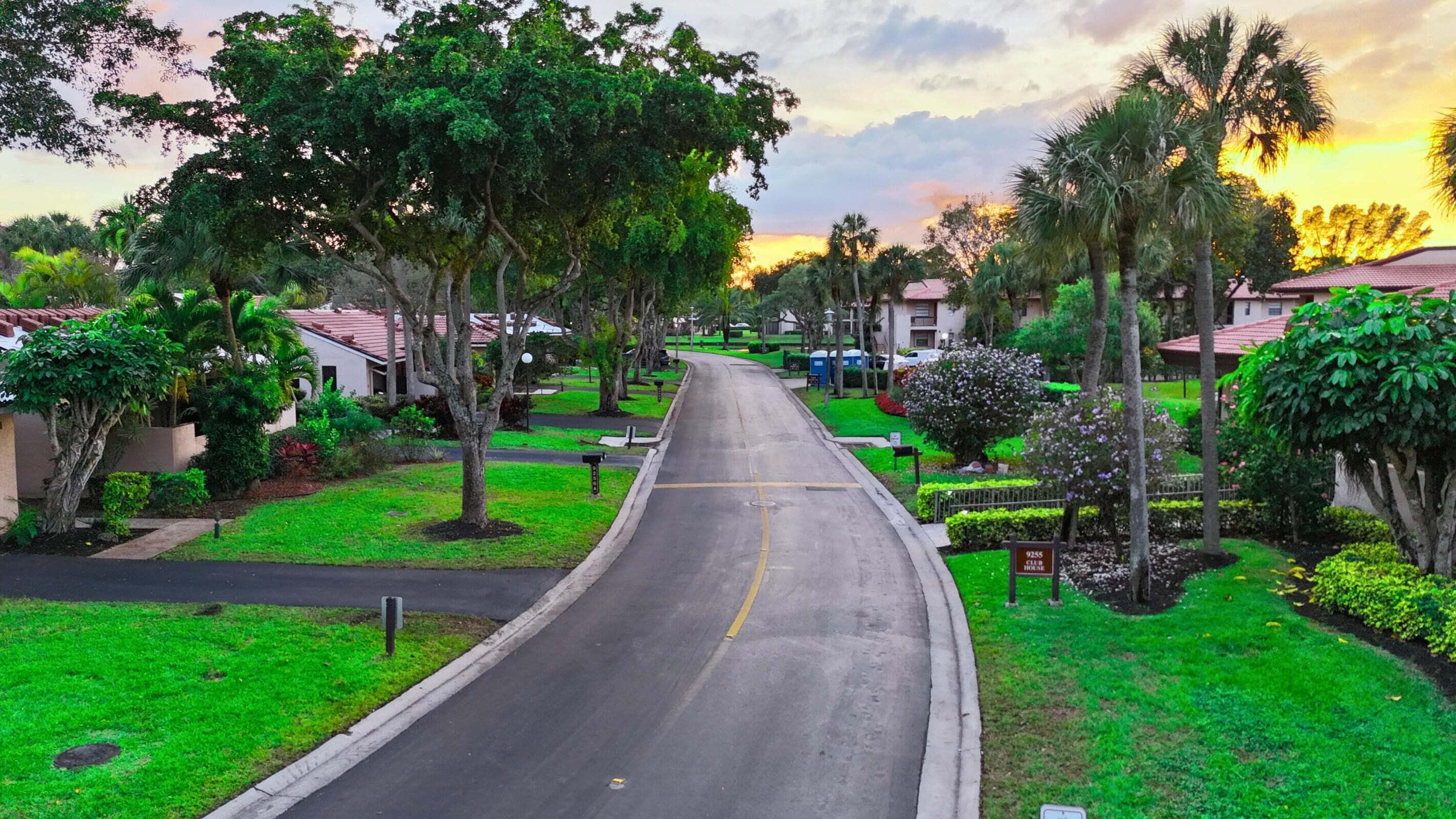 9261 Vista Del Lago E, Boca Raton, FL 33428 50