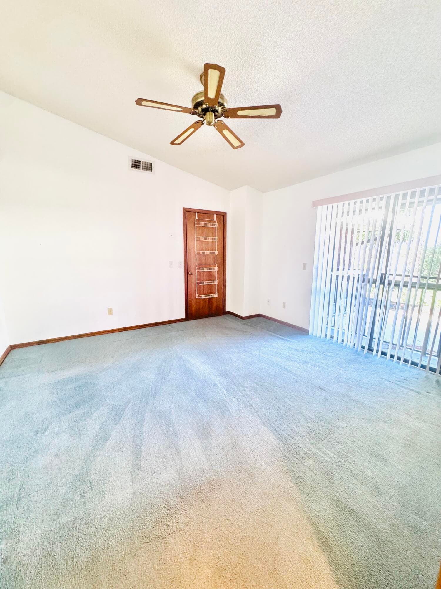 604 SE Castle Court D, Port St. Lucie, FL 34952 18