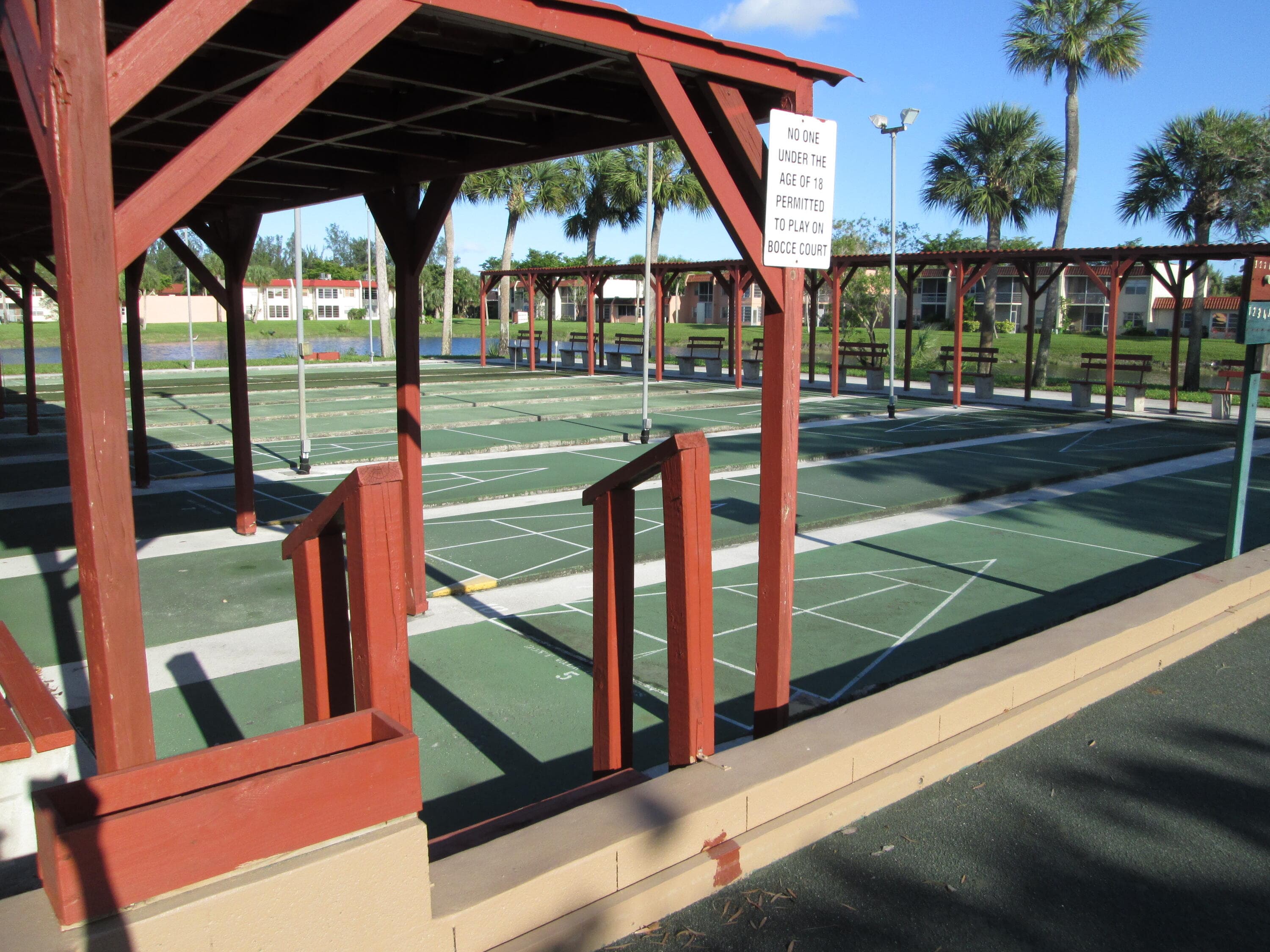 145 Lake Evelyn Drive, West Palm Beach, FL 33411 37