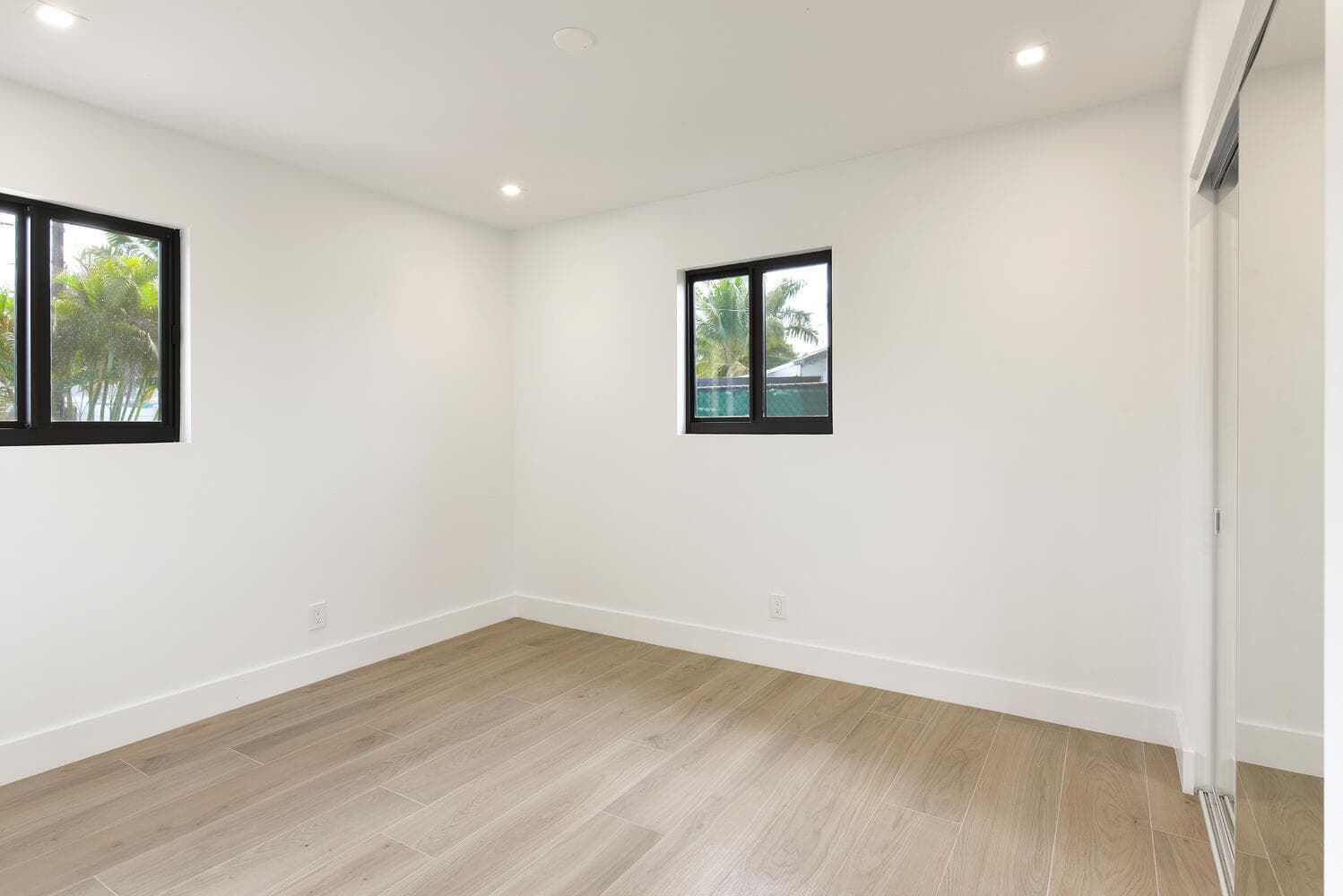 1320 S Deerfield Avenue, Deerfield Beach, FL 33441 20