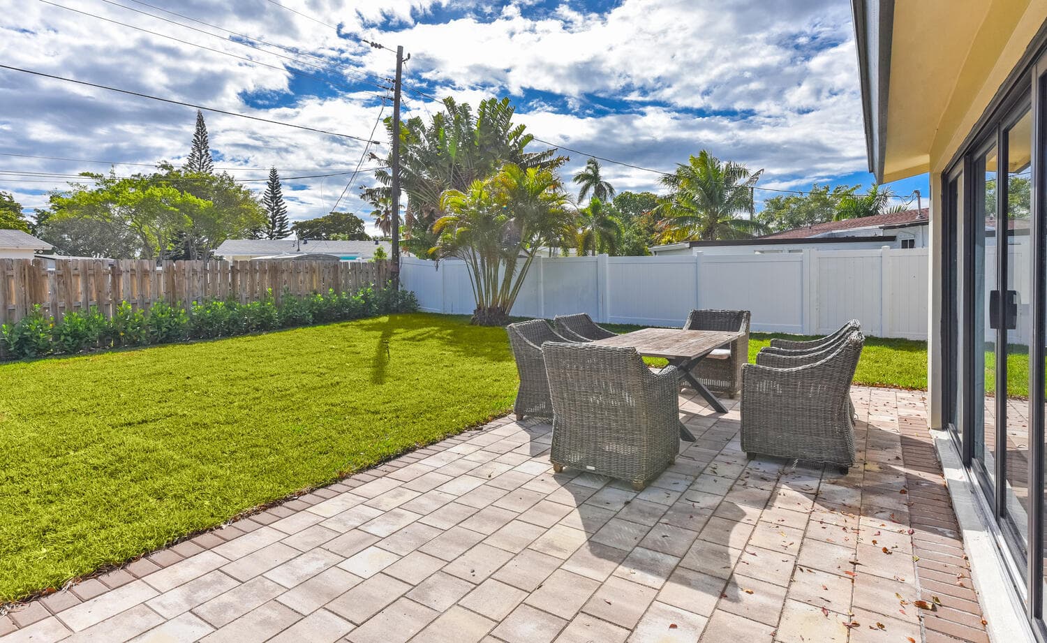 1320 S Deerfield Avenue, Deerfield Beach, FL 33441 22