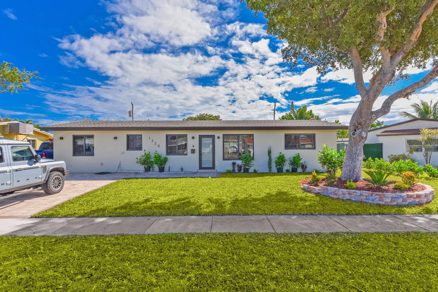 1320 S Deerfield Avenue, Deerfield Beach, FL 33441 26