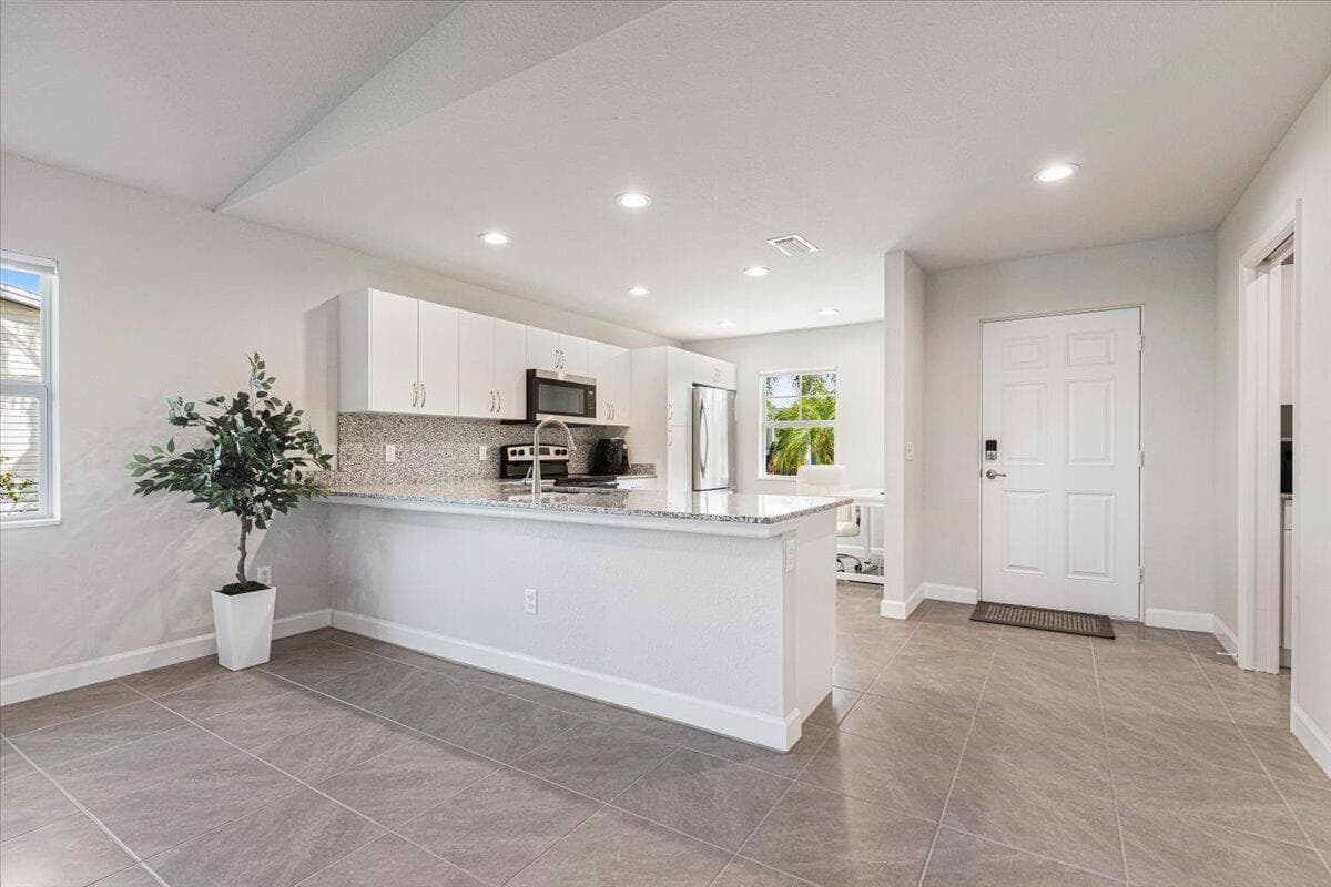 10 Juan Carlos Lane, Port St. Lucie, FL 34952 20