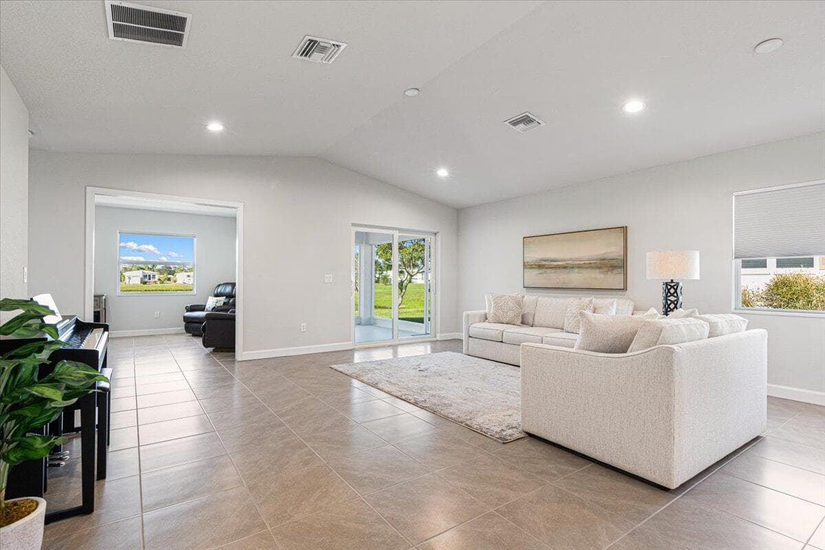10 Juan Carlos Lane, Port St. Lucie, FL 34952 24