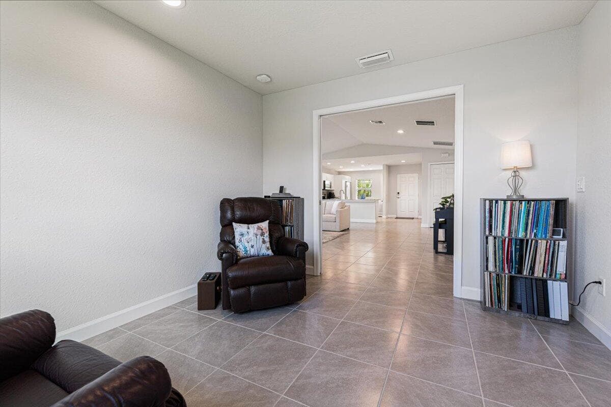 10 Juan Carlos Lane, Port St. Lucie, FL 34952 35