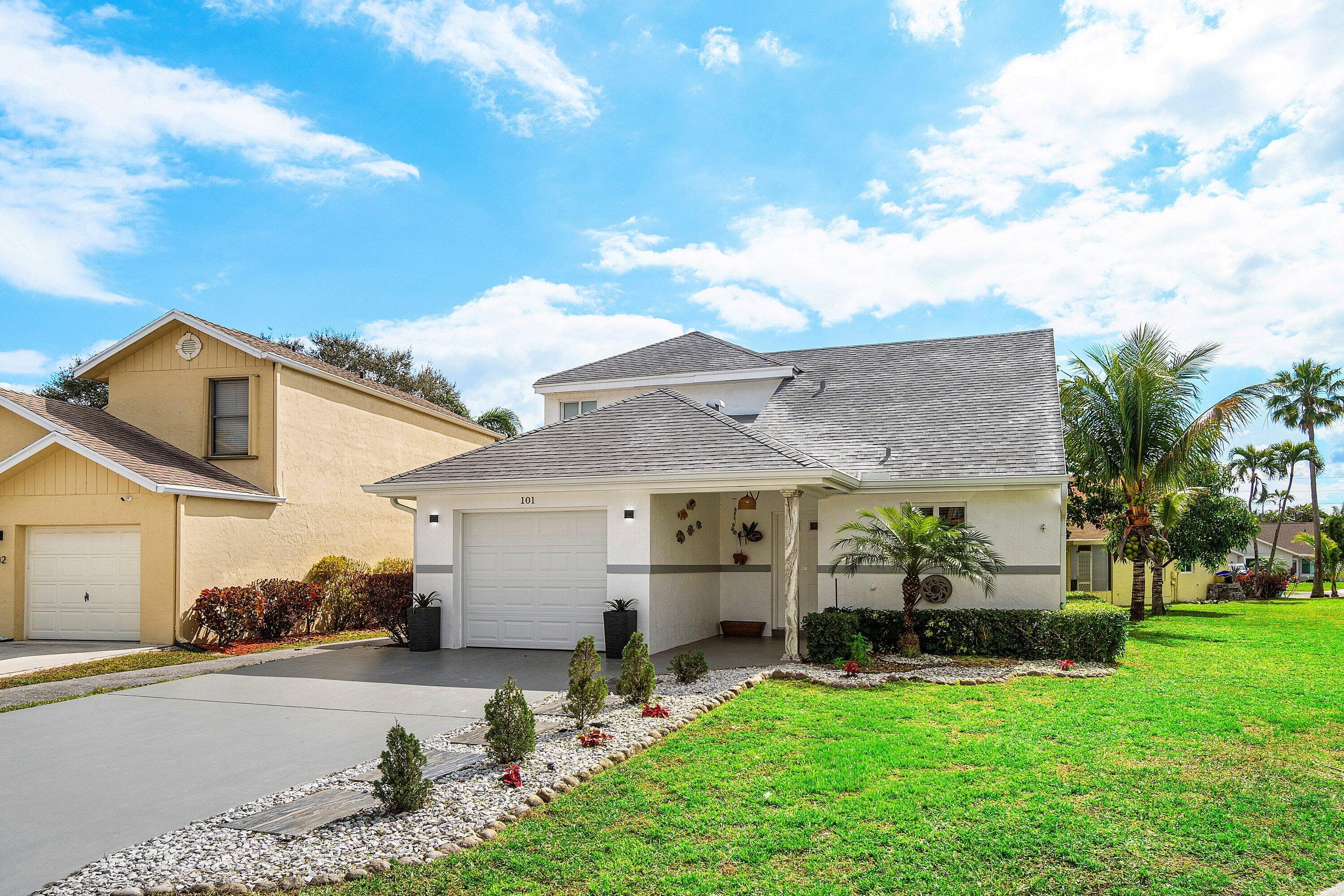 101 Azalea Circle, Boynton Beach, FL 33436 2