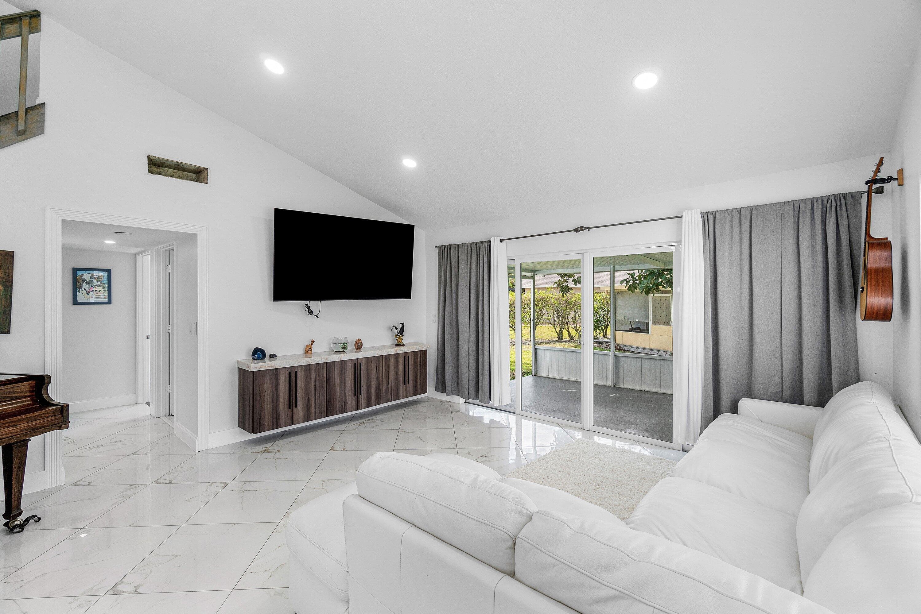 101 Azalea Circle, Boynton Beach, FL 33436 14