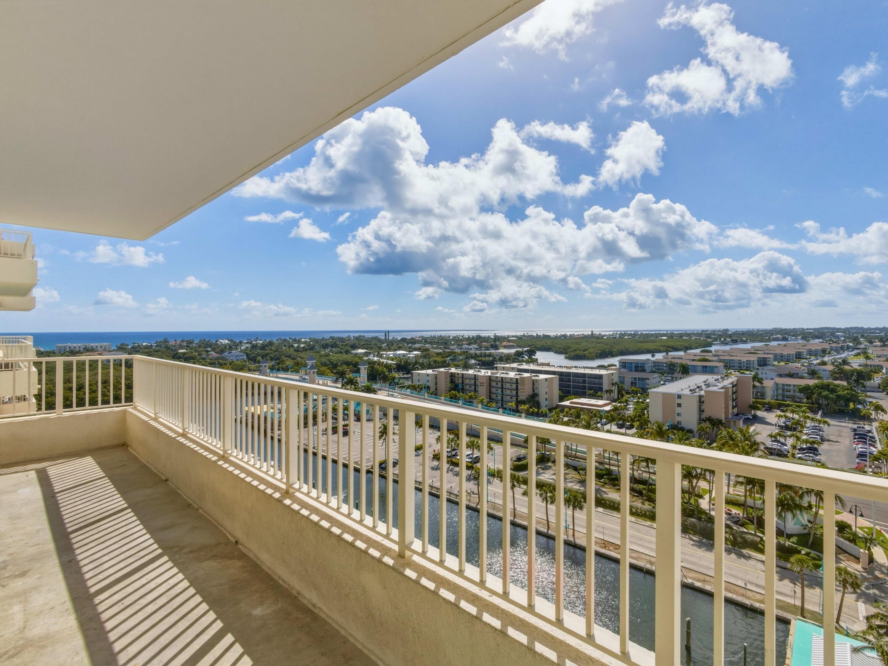 625 Casa Loma Boulevard 1206, Boynton Beach, FL 33435 30