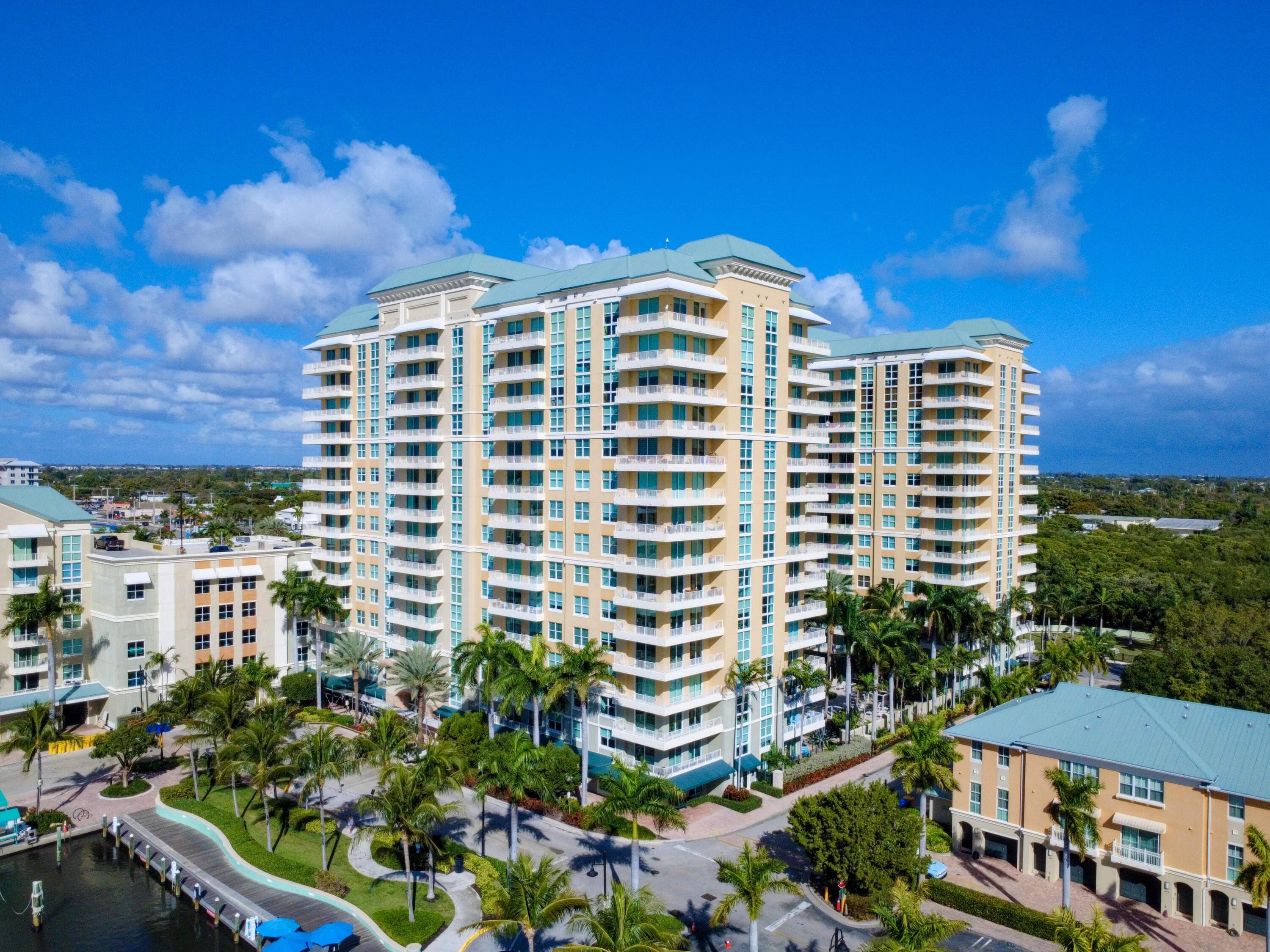 625 Casa Loma Boulevard 1206, Boynton Beach, FL 33435