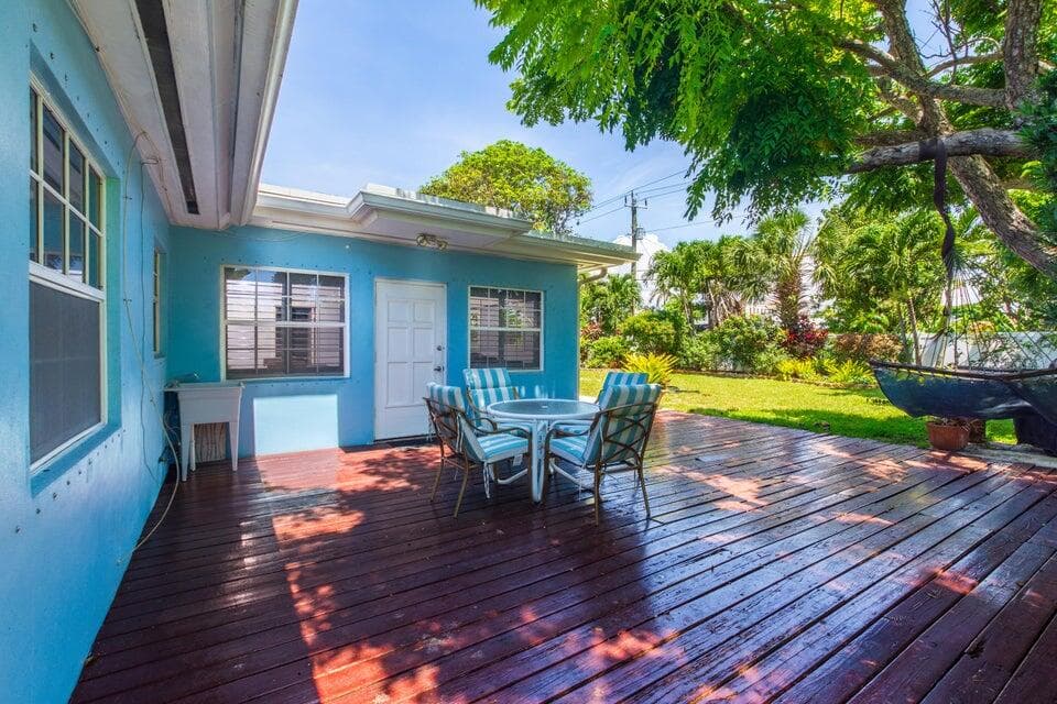145 SE 3rd Avenue, Boynton Beach, FL 33435 24