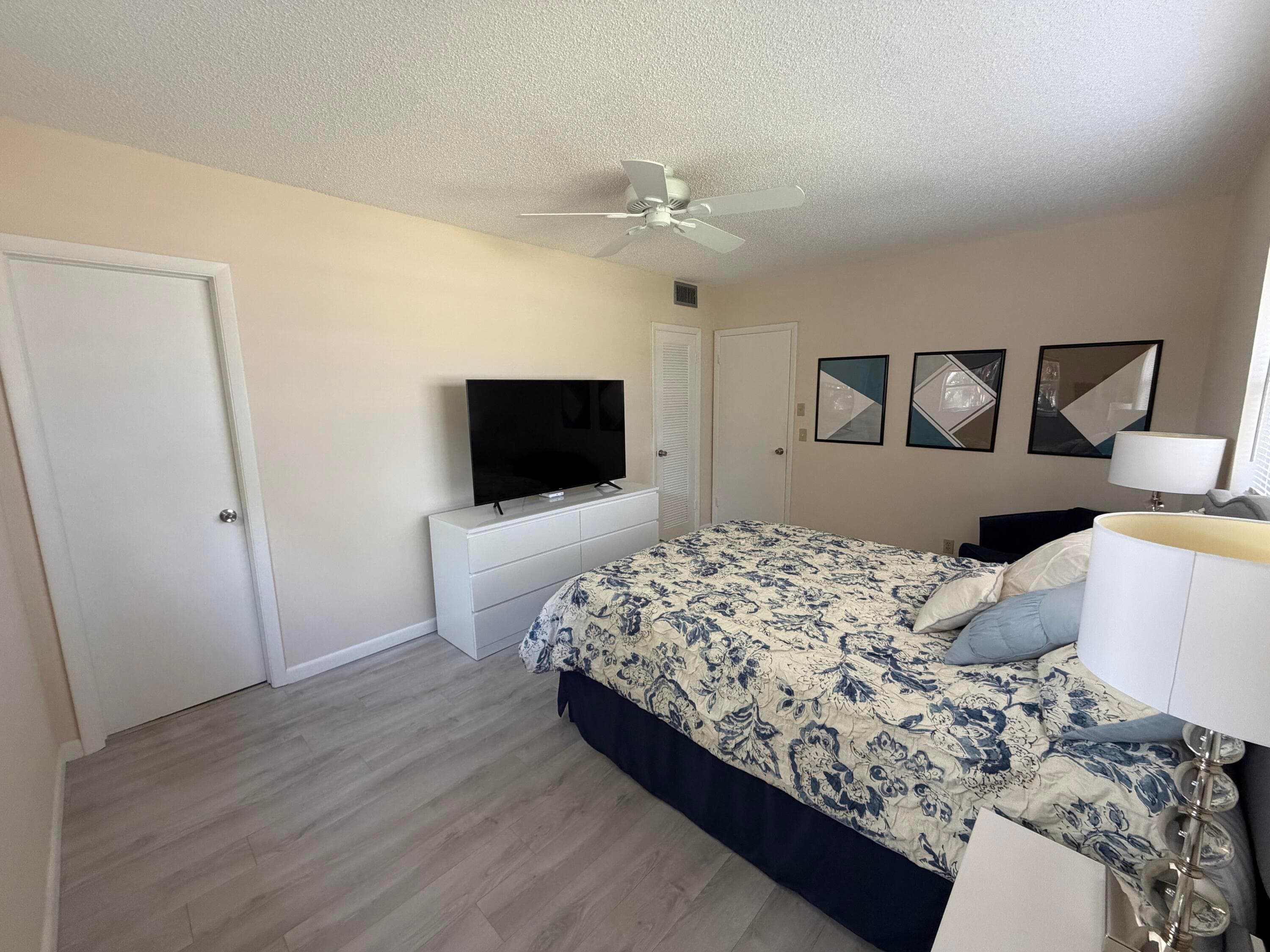 7505 NW 5th Court 208, Margate, FL 33063 10