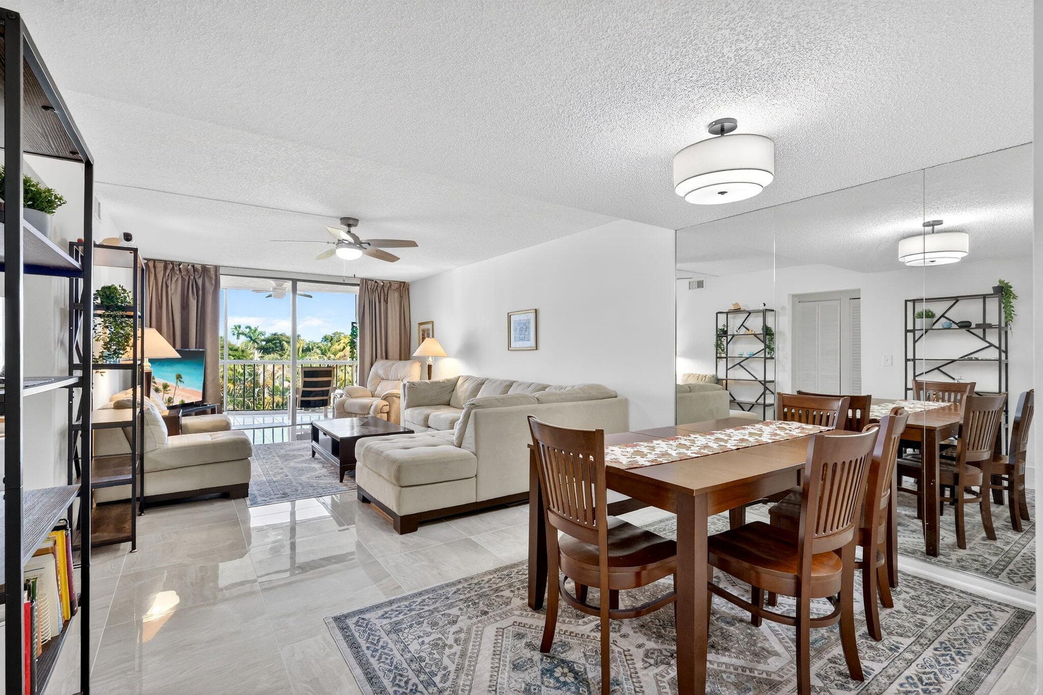 890 N Federal Highway 403, Lantana, FL 33462