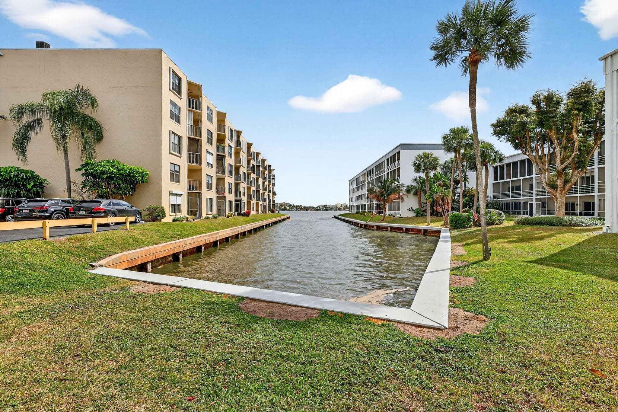890 N Federal Highway 403, Lantana, FL 33462 39