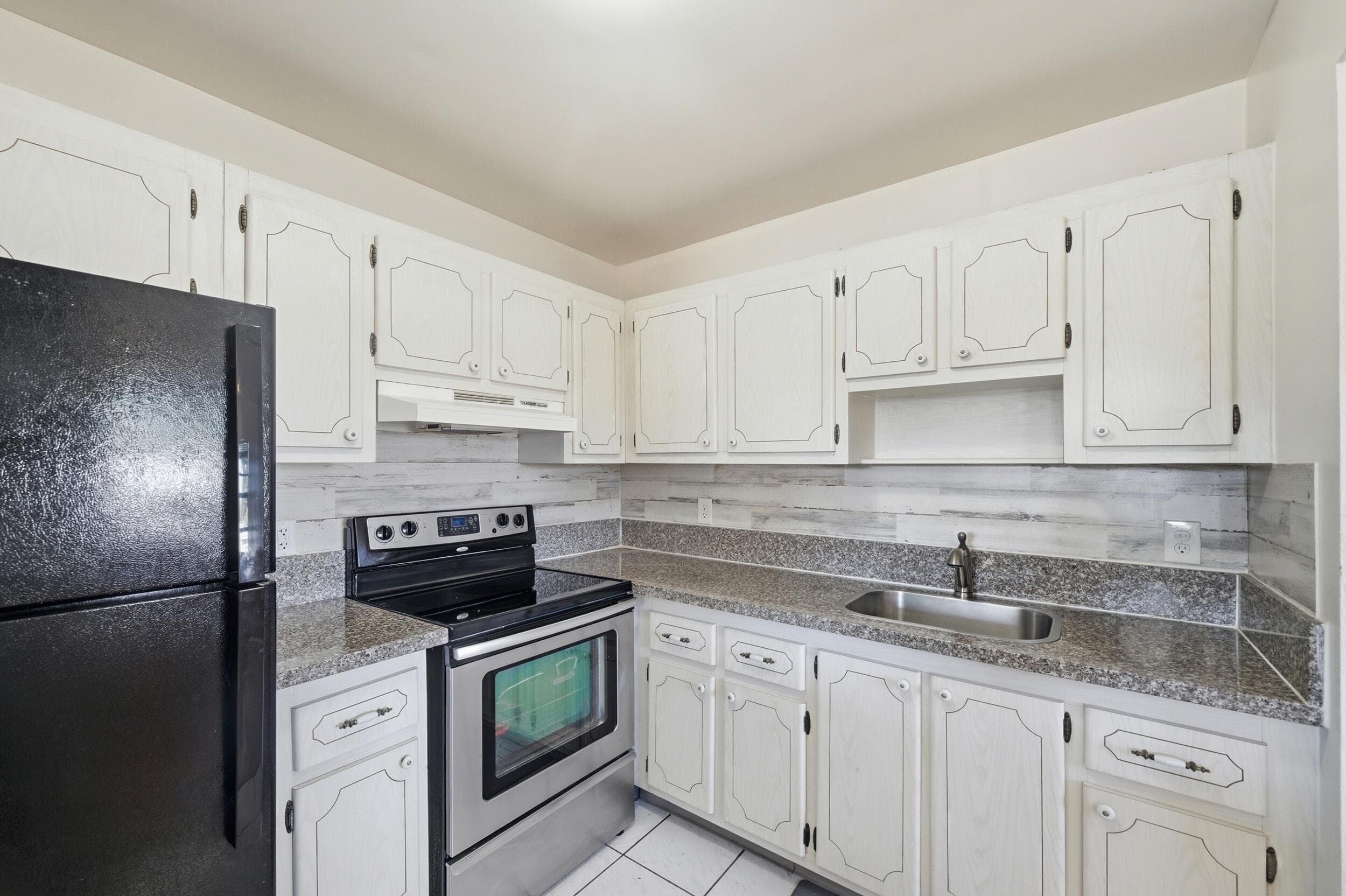 142 Monaco C, Delray Beach, FL 33446 10