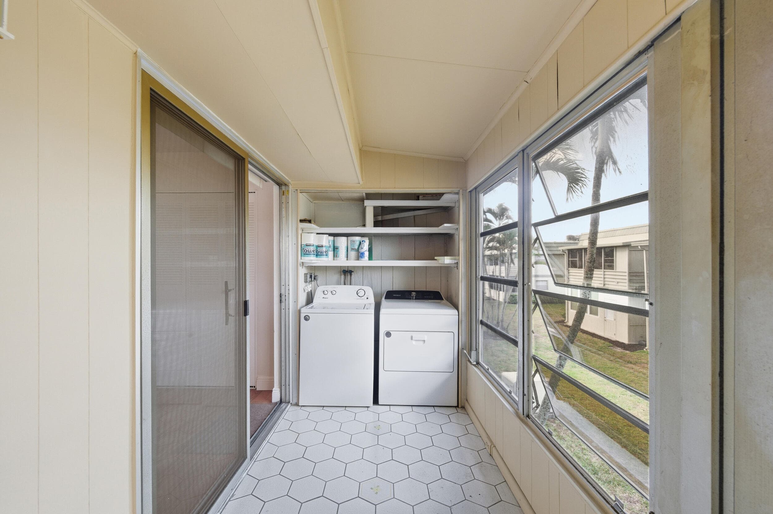142 Monaco C, Delray Beach, FL 33446 20