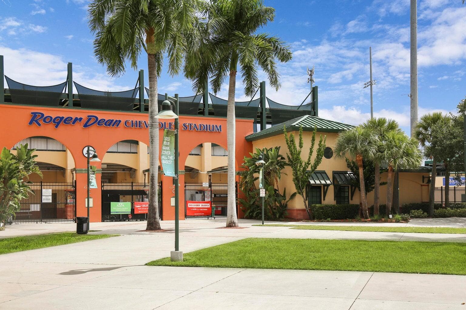 4870 Bonsai Circle 106, Palm Beach Gardens, FL 33418 34