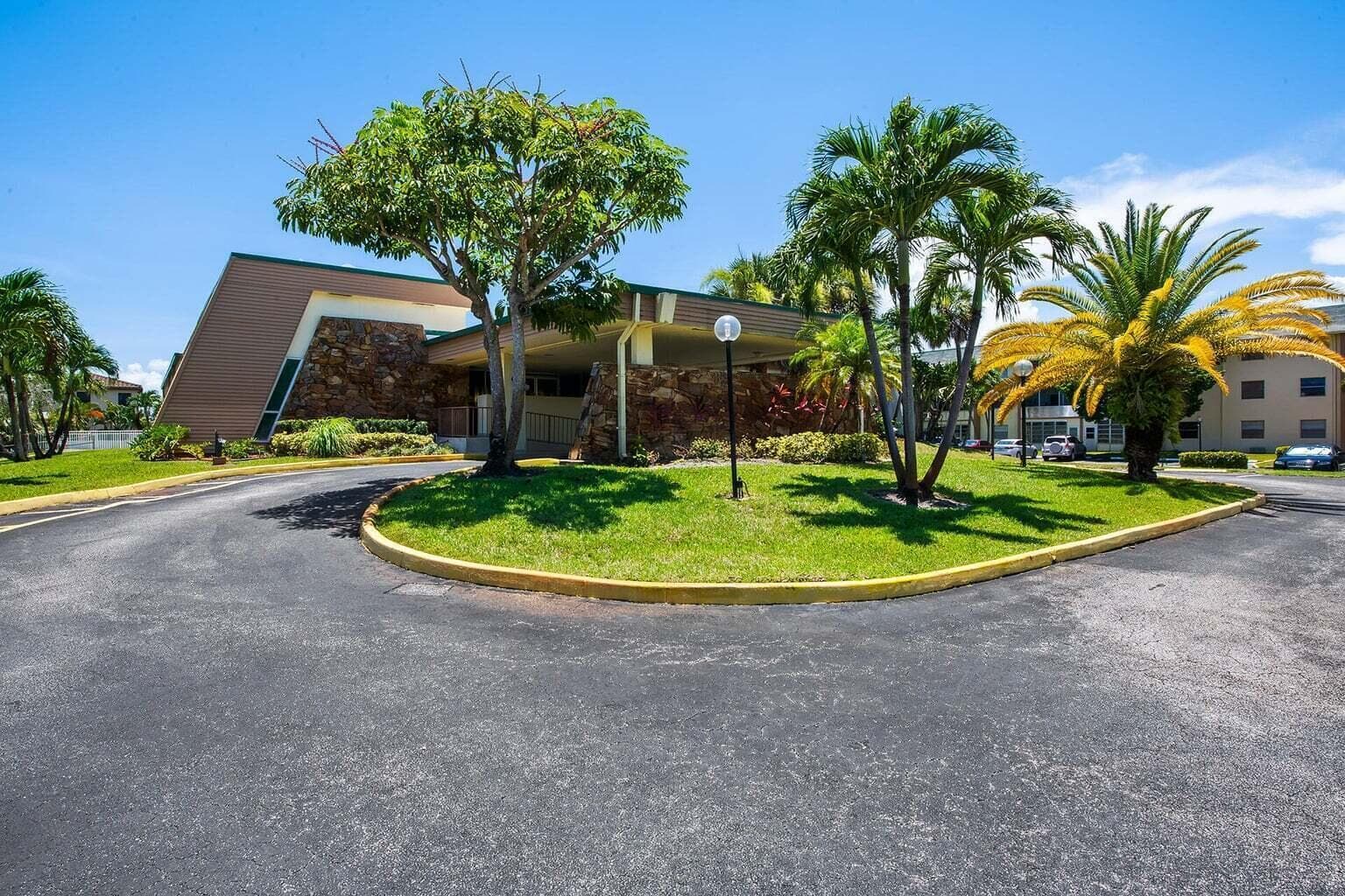 5180 E Sabal Palm Boulevard 239, Tamarac, FL 33319 25