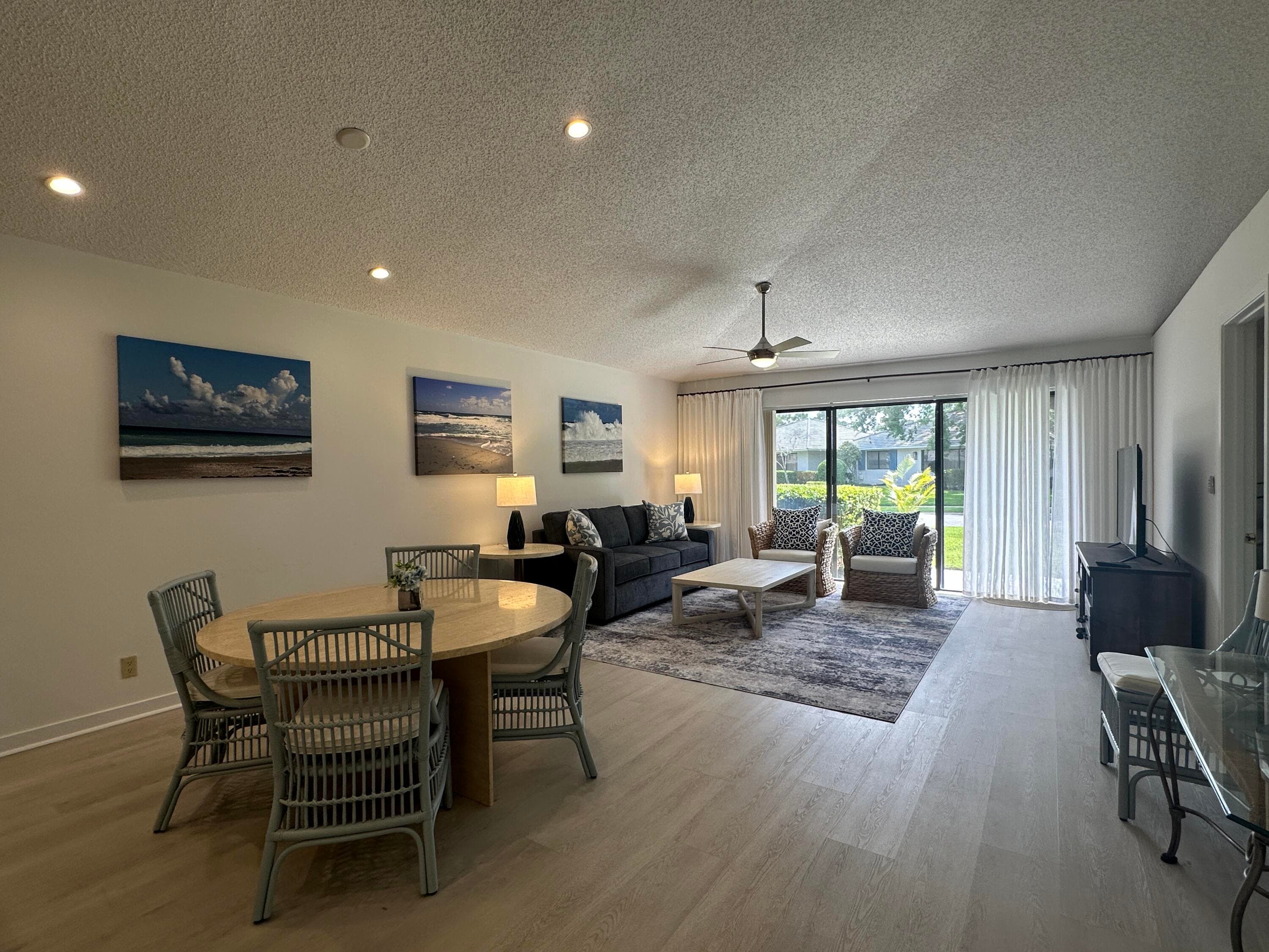 402 Club Drive, Palm Beach Gardens, FL 33418 3