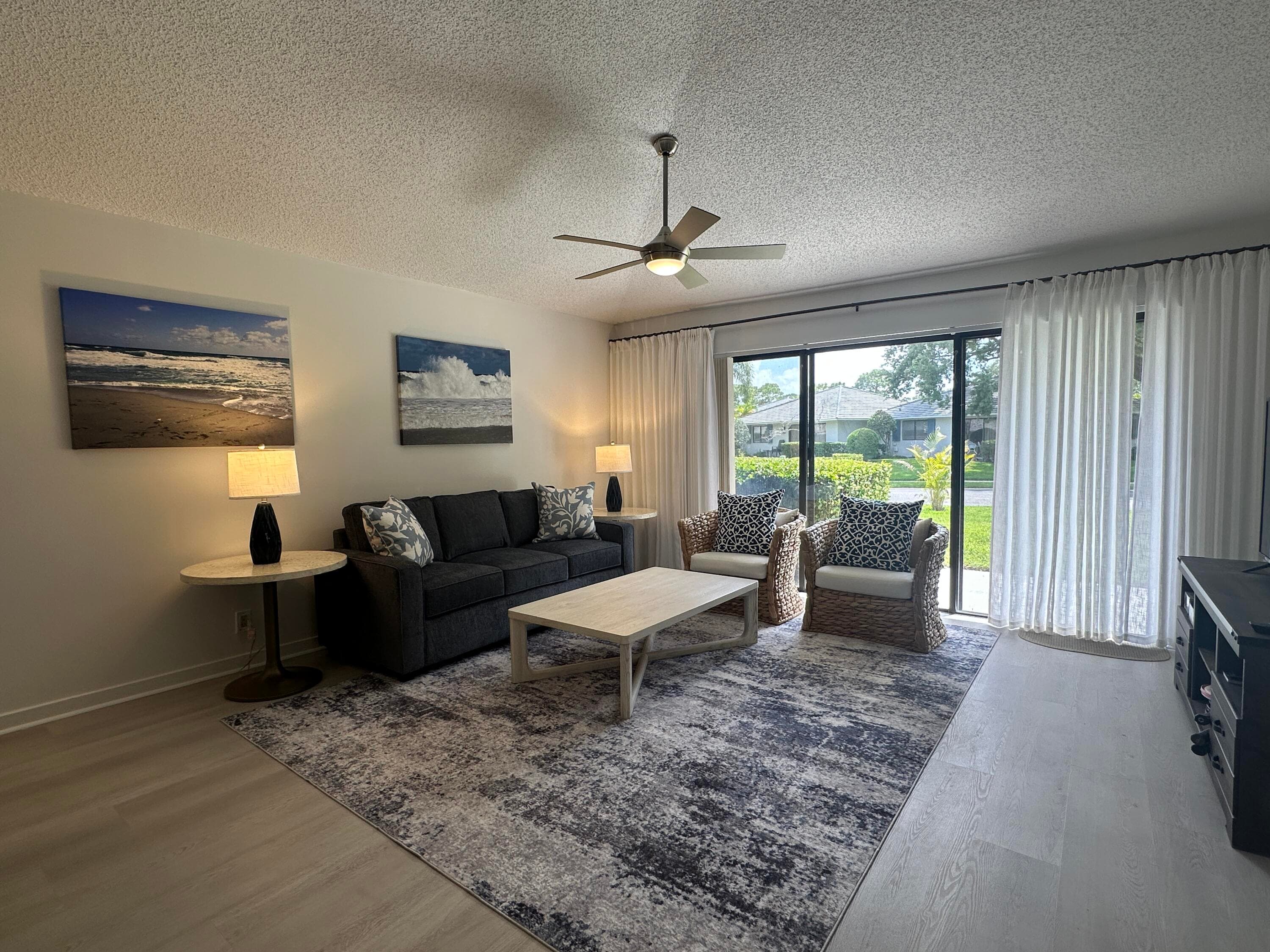 402 Club Drive, Palm Beach Gardens, FL 33418 2