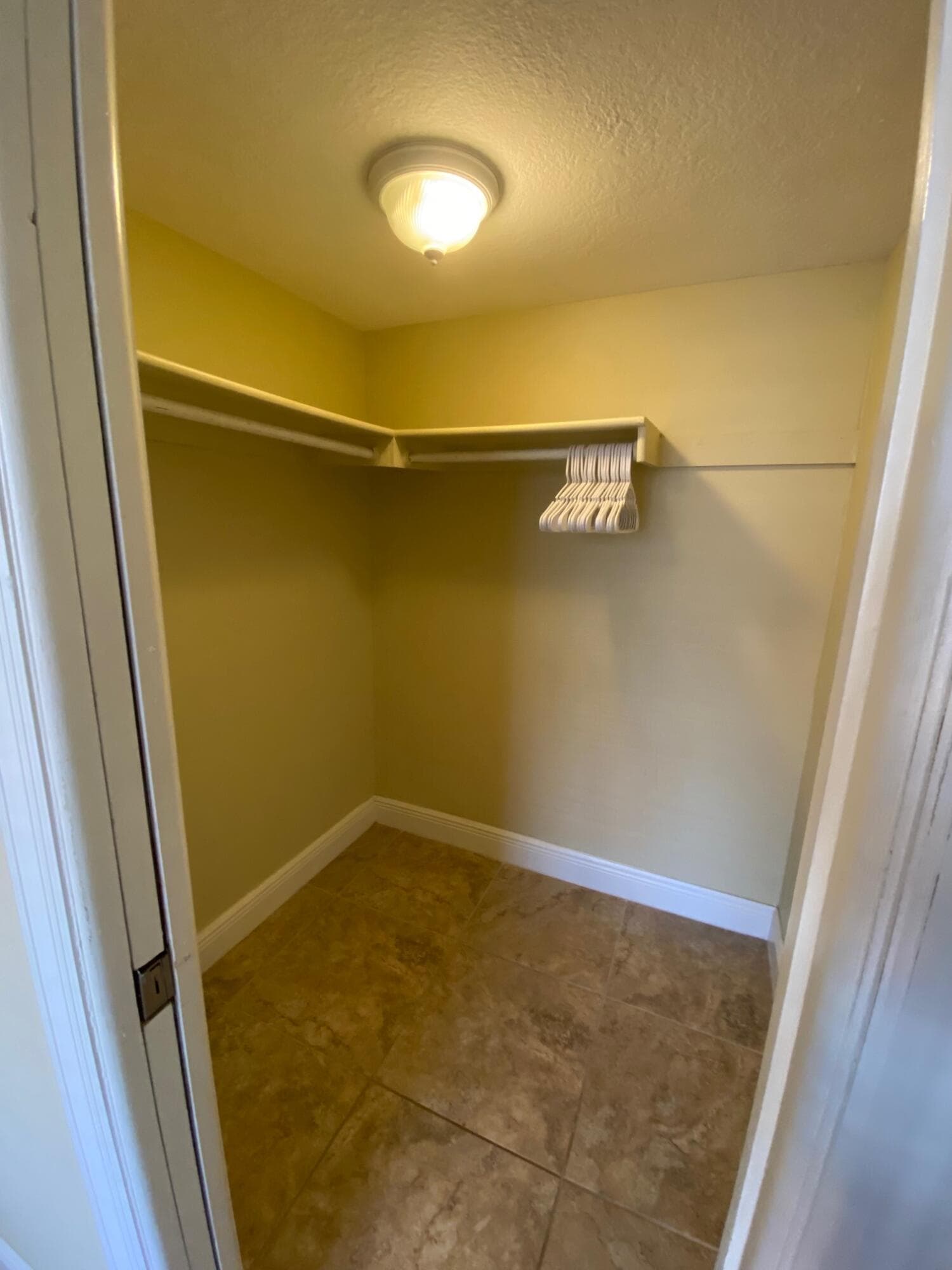 801 Hummingbird Way 104, North Palm Beach, FL 33408 12