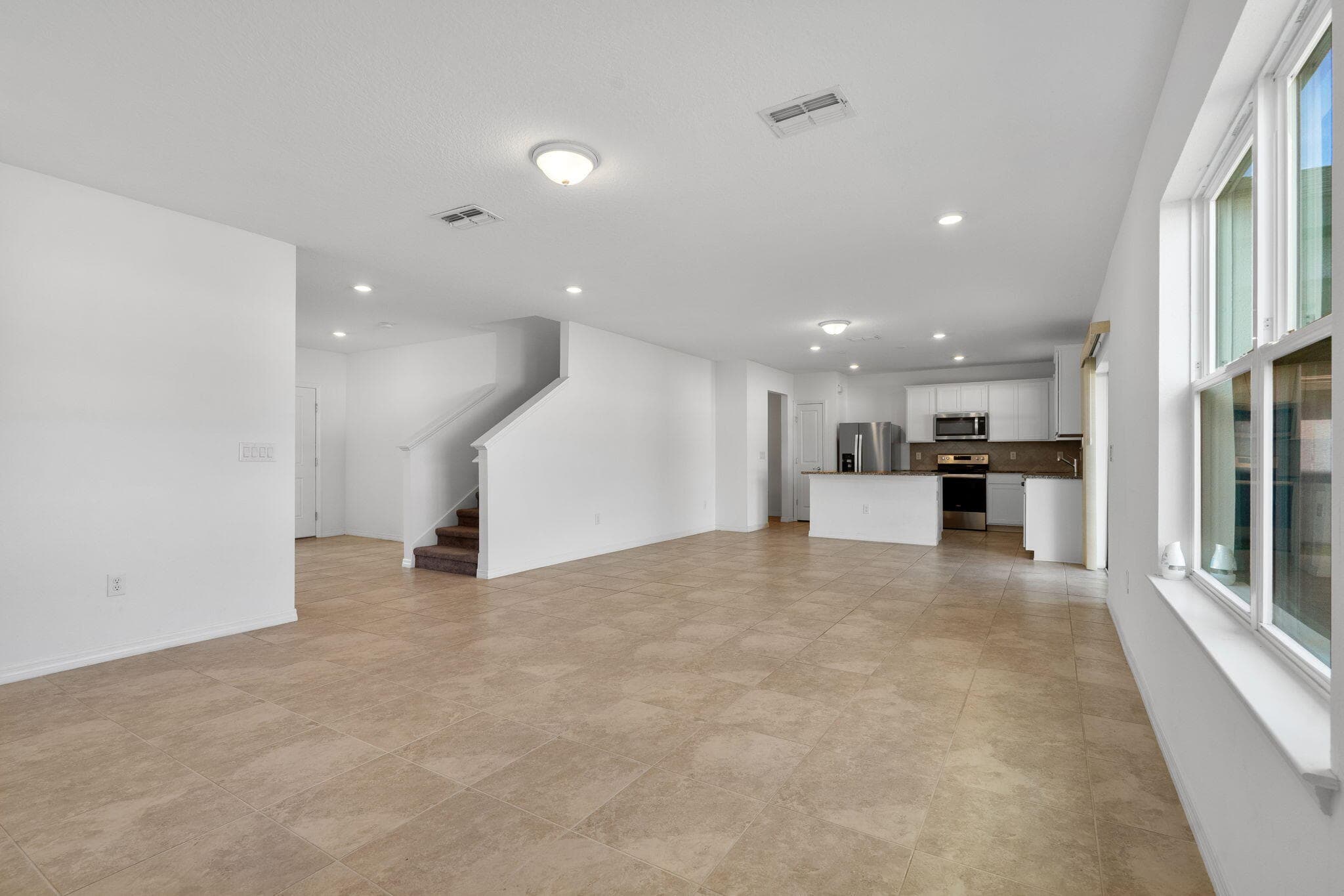 9644 Summers Cay Circle, Thonotosassa, FL 33592 12