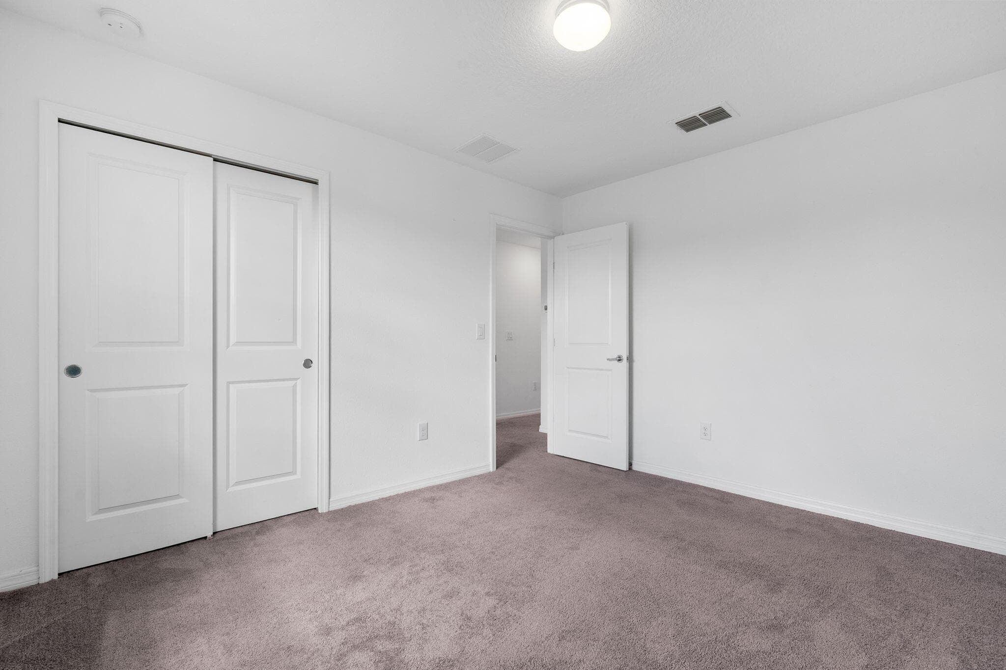 9644 Summers Cay Circle, Thonotosassa, FL 33592 32