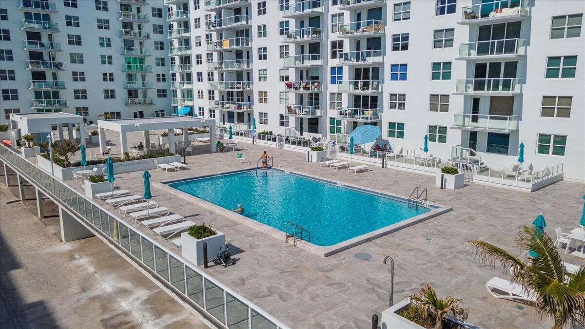 3450 S Ocean Boulevard 812, Palm Beach, FL 33480 8