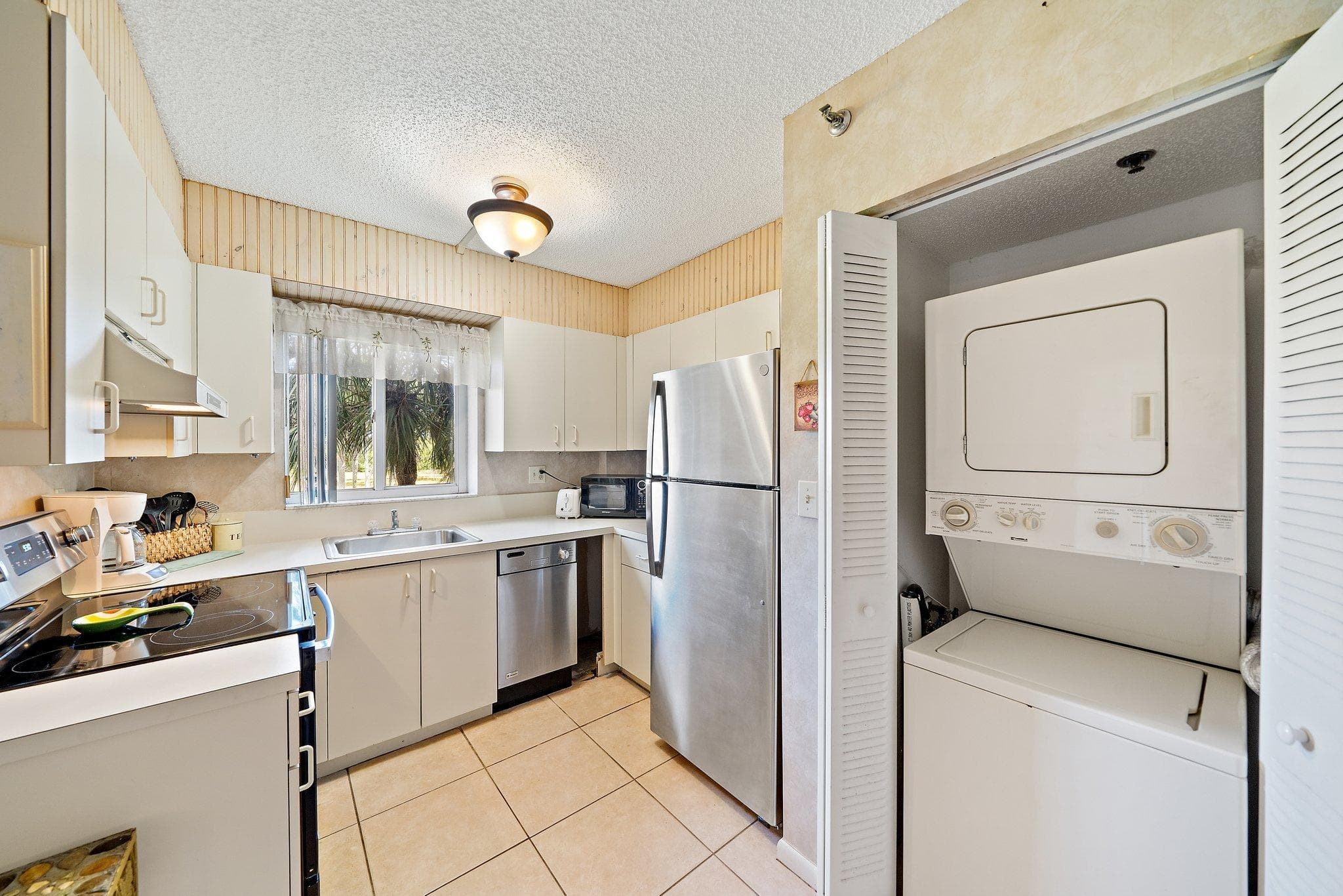 275 Palm Avenue C203, Jupiter, FL 33477 9