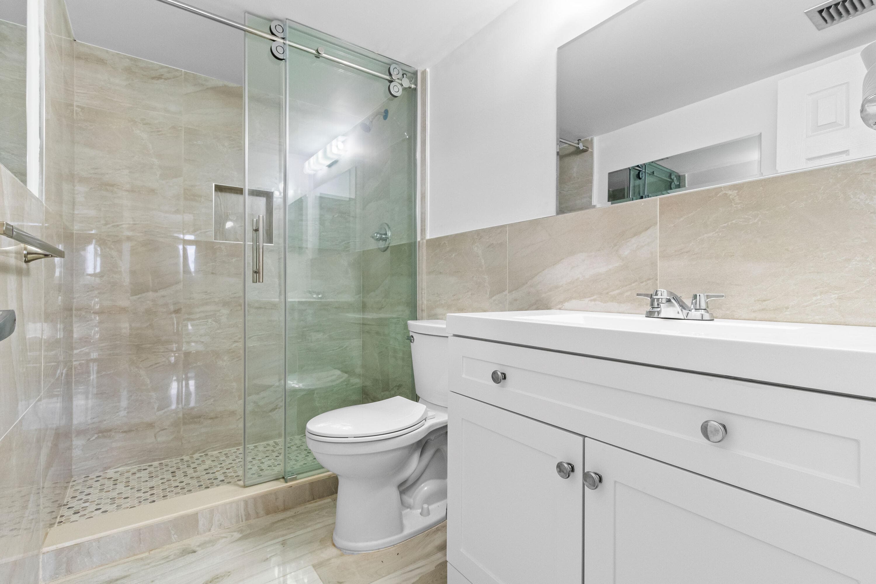 3580 S Ocean Boulevard 2a, South Palm Beach, FL 33480 12