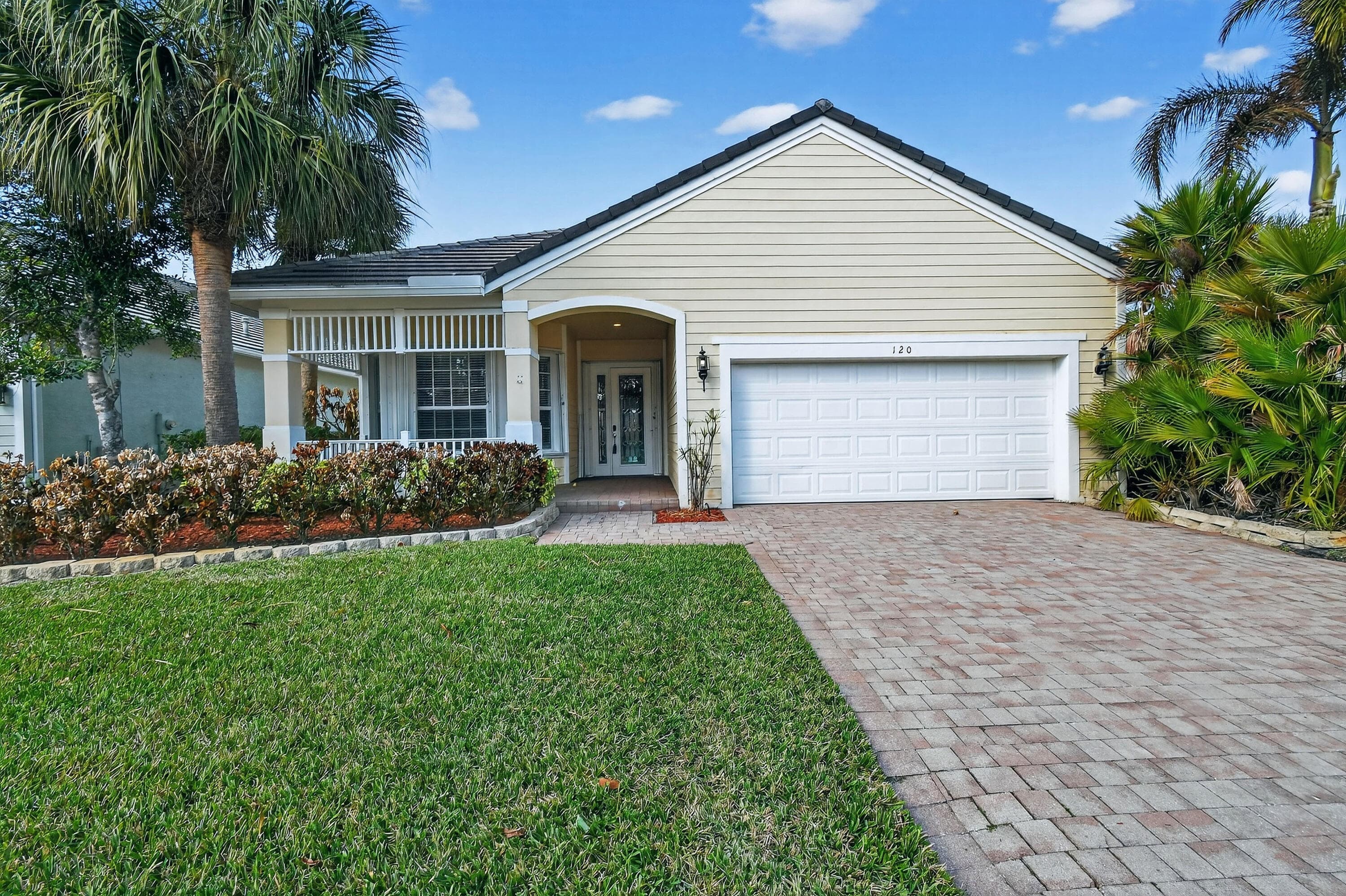 120 NW Willow Grove Avenue, Port St. Lucie, FL 34986 6