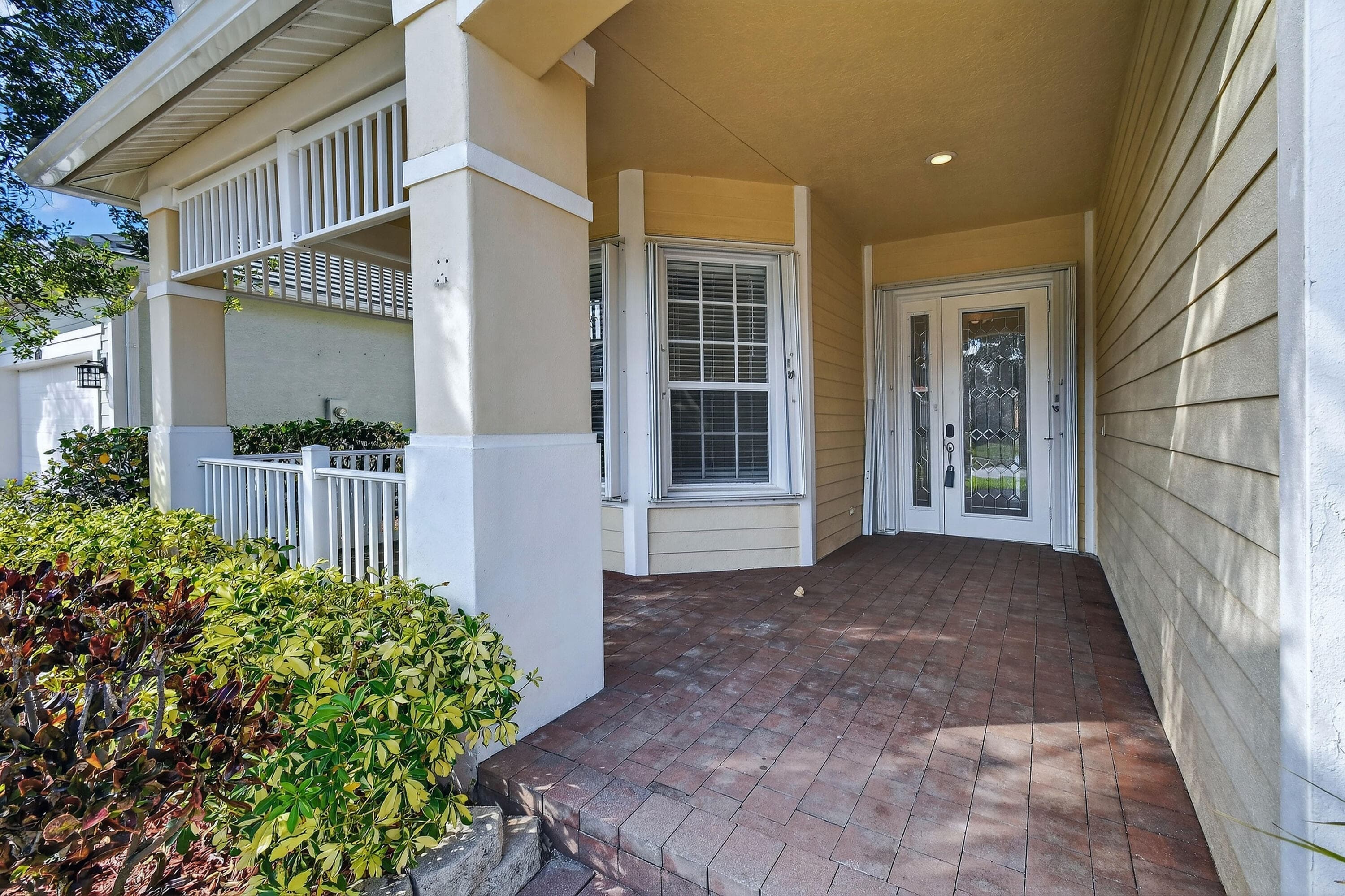 120 NW Willow Grove Avenue, Port St. Lucie, FL 34986 7
