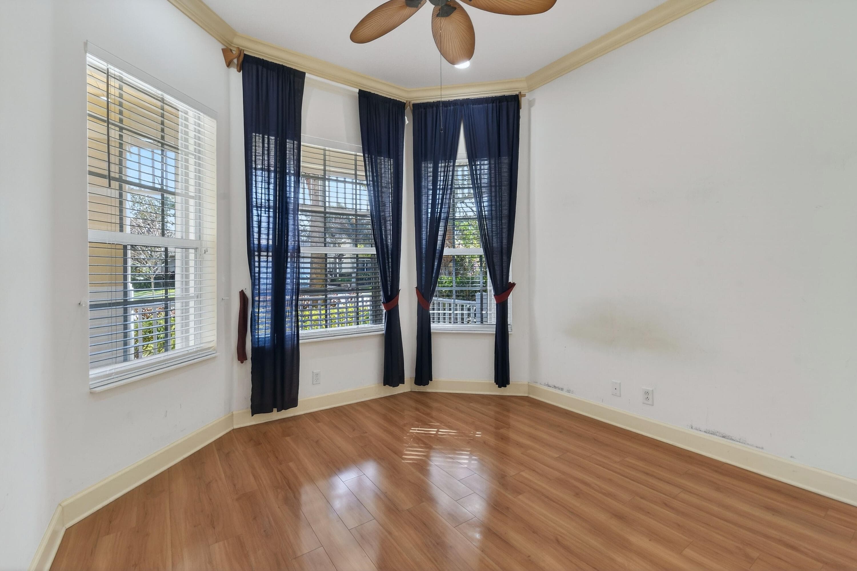 120 NW Willow Grove Avenue, Port St. Lucie, FL 34986 16