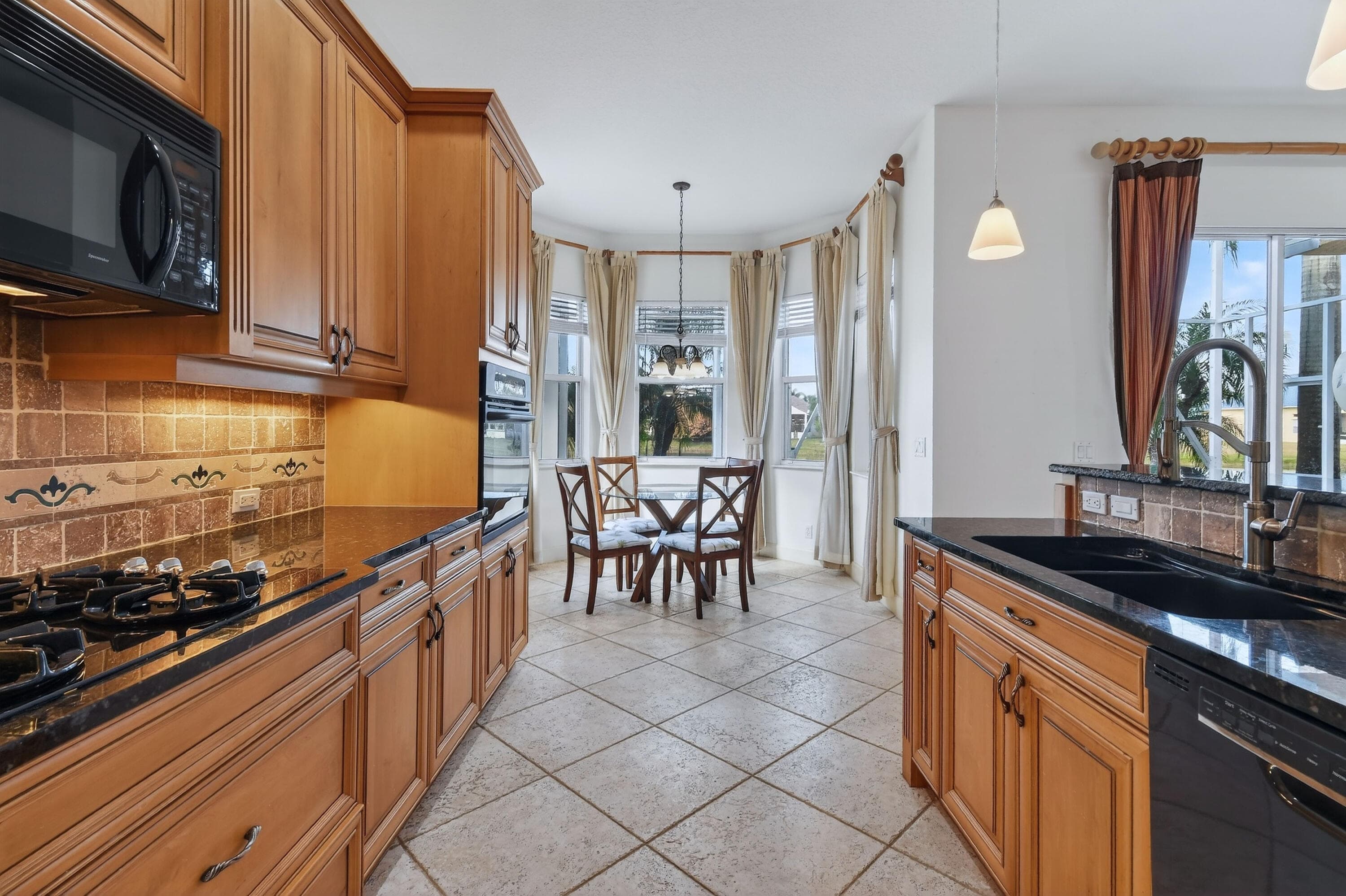 120 NW Willow Grove Avenue, Port St. Lucie, FL 34986 34
