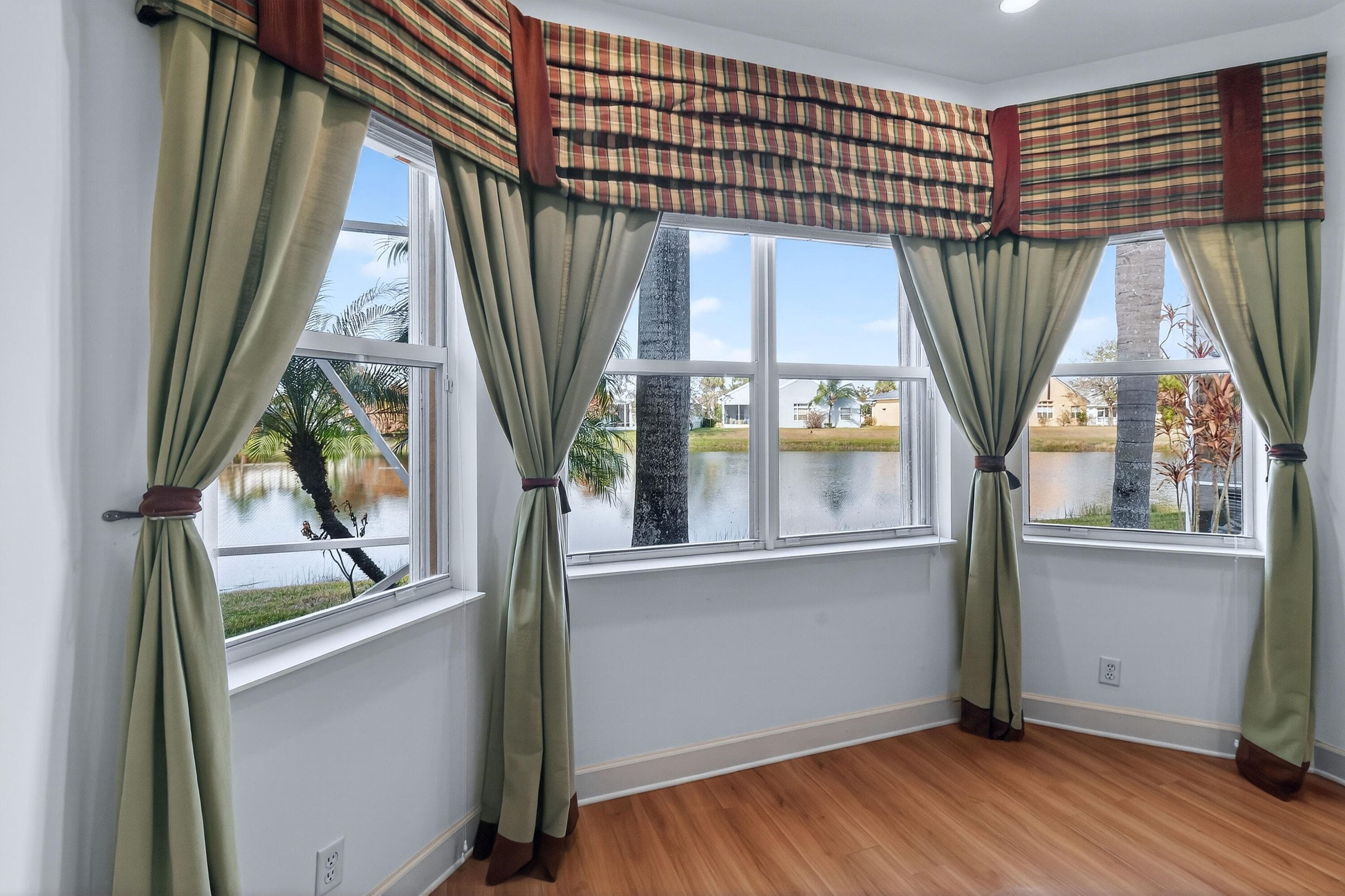 120 NW Willow Grove Avenue, Port St. Lucie, FL 34986 53